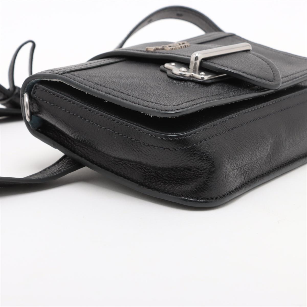 Bolso/ Riñonera bidireccional de piel Prada Negro 1