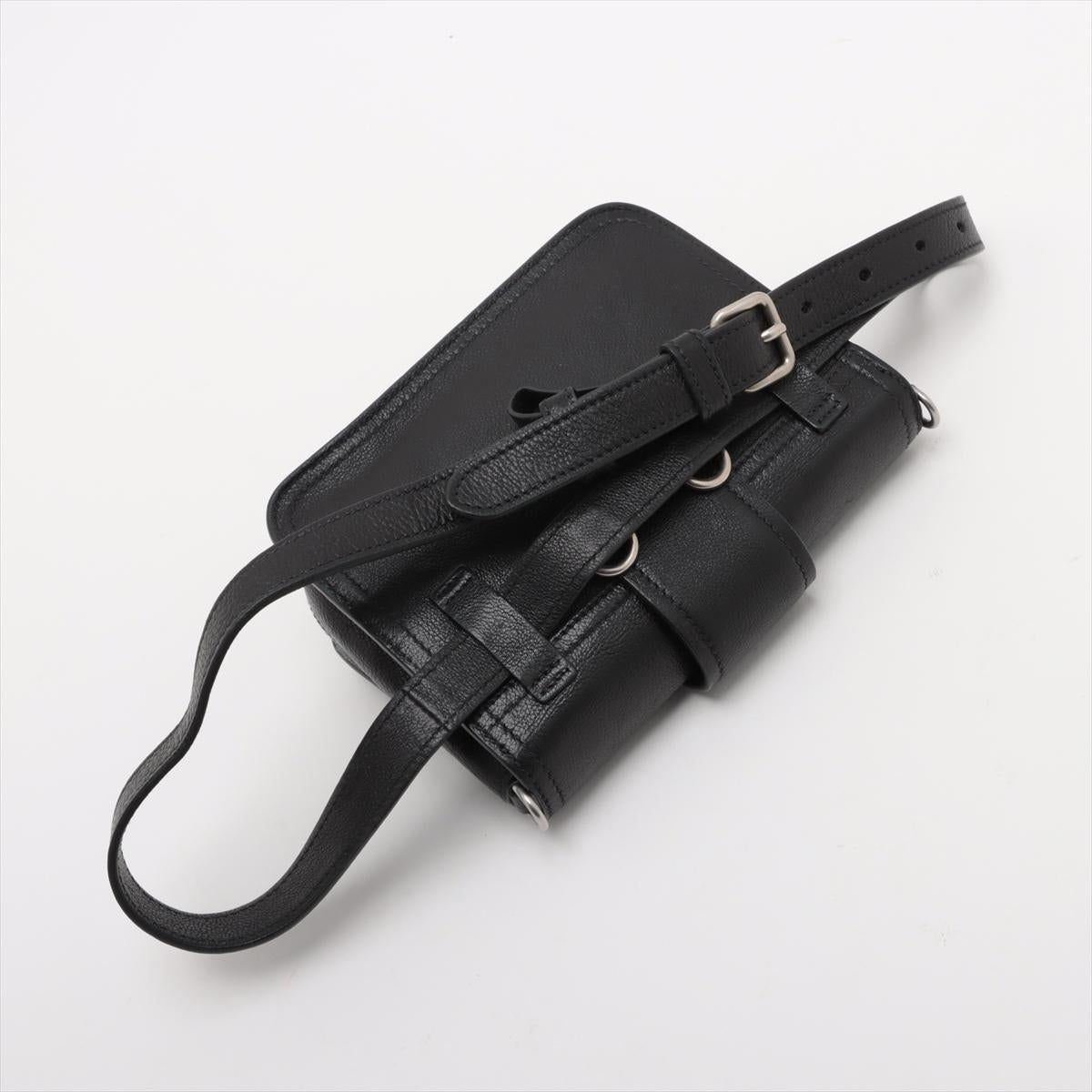Bolso/ Riñonera bidireccional de piel Prada Negro 2