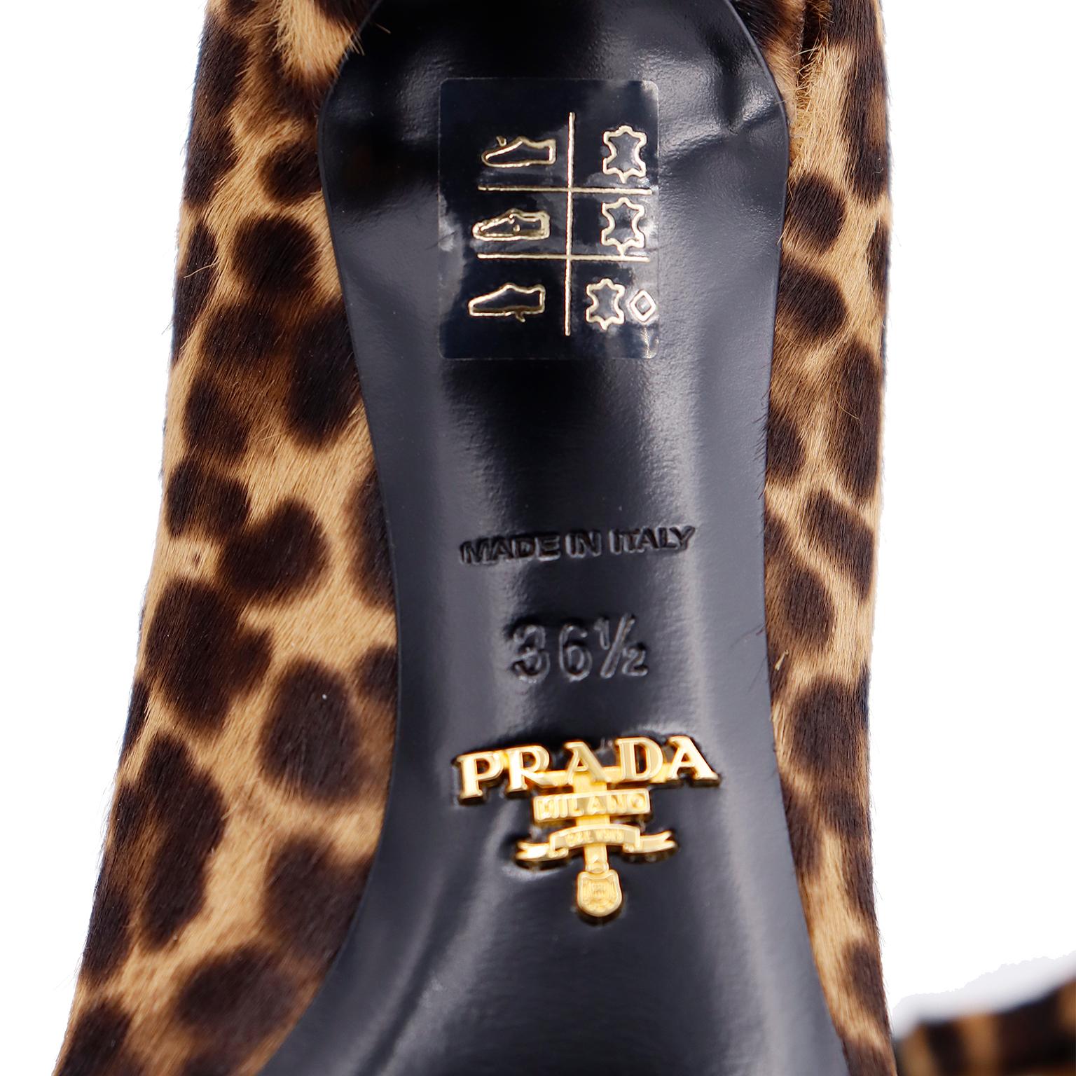 Prada - Chaussures à talons en fourrure de poney imprimé léopard avec boîte et sacs d'origine 4