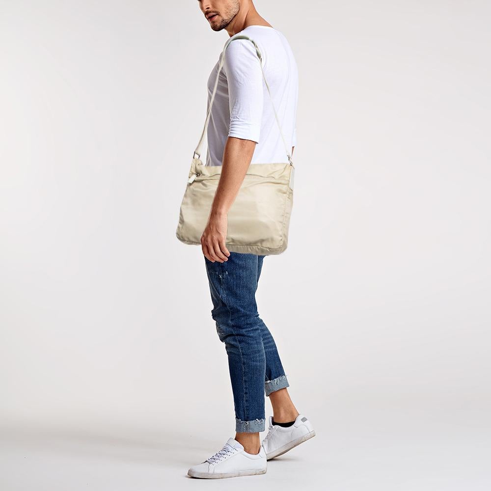 Prada Light Beige Nylon Messenger Bag In Good Condition For Sale In Dubai, Al Qouz 2