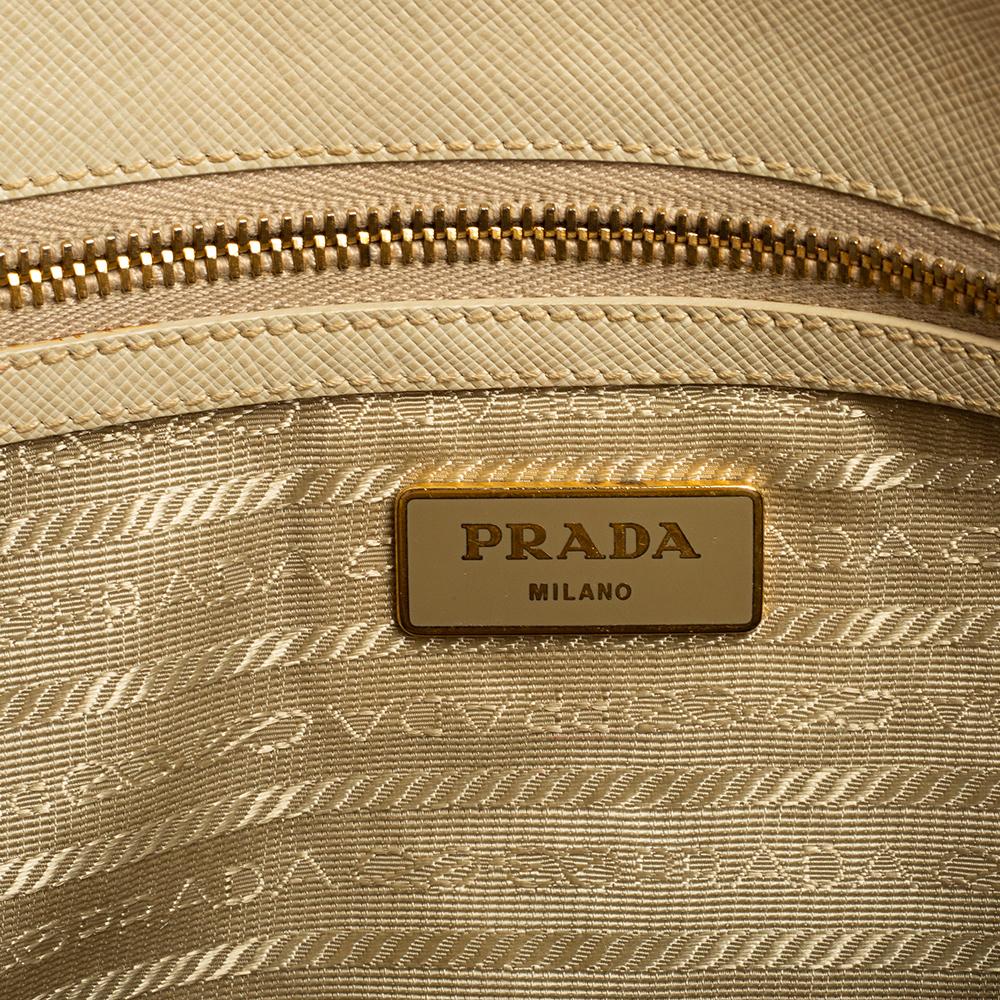 Prada Light Beige Saffiano Lux Leather Small Double Zip Tote In Good Condition In Dubai, Al Qouz 2