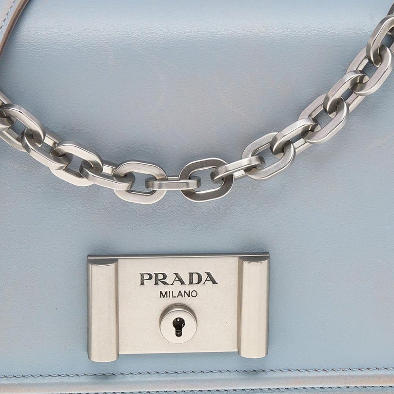 Prada Blue Saffiano Lux Leather Metal Closure Chain Shoulder Bag For Sale  at 1stDibs