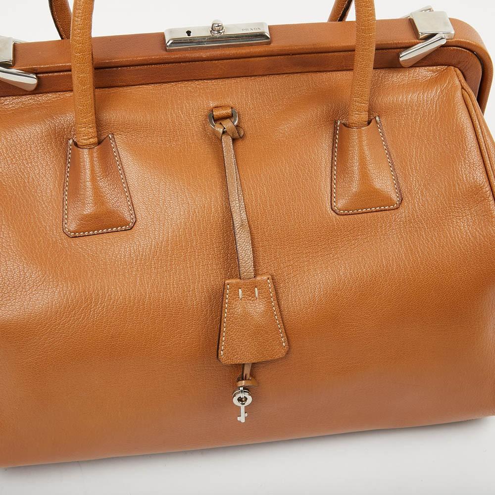 Prada Light Brown Doctor's Bag In Good Condition In Paris, FR