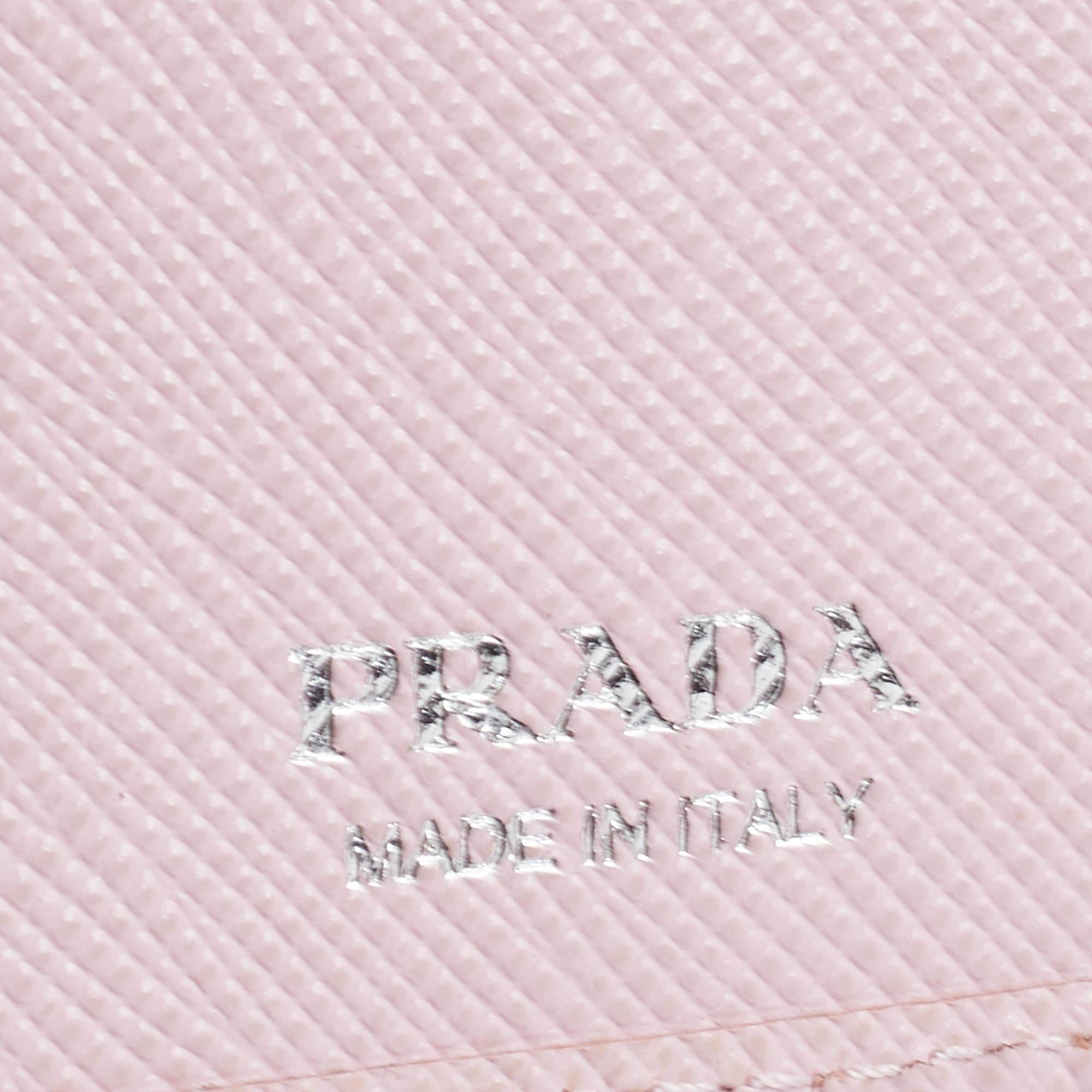 Prada Light Pink Saffiano Metal Leather Bifold Compact Wallet In Excellent Condition In Dubai, Al Qouz 2
