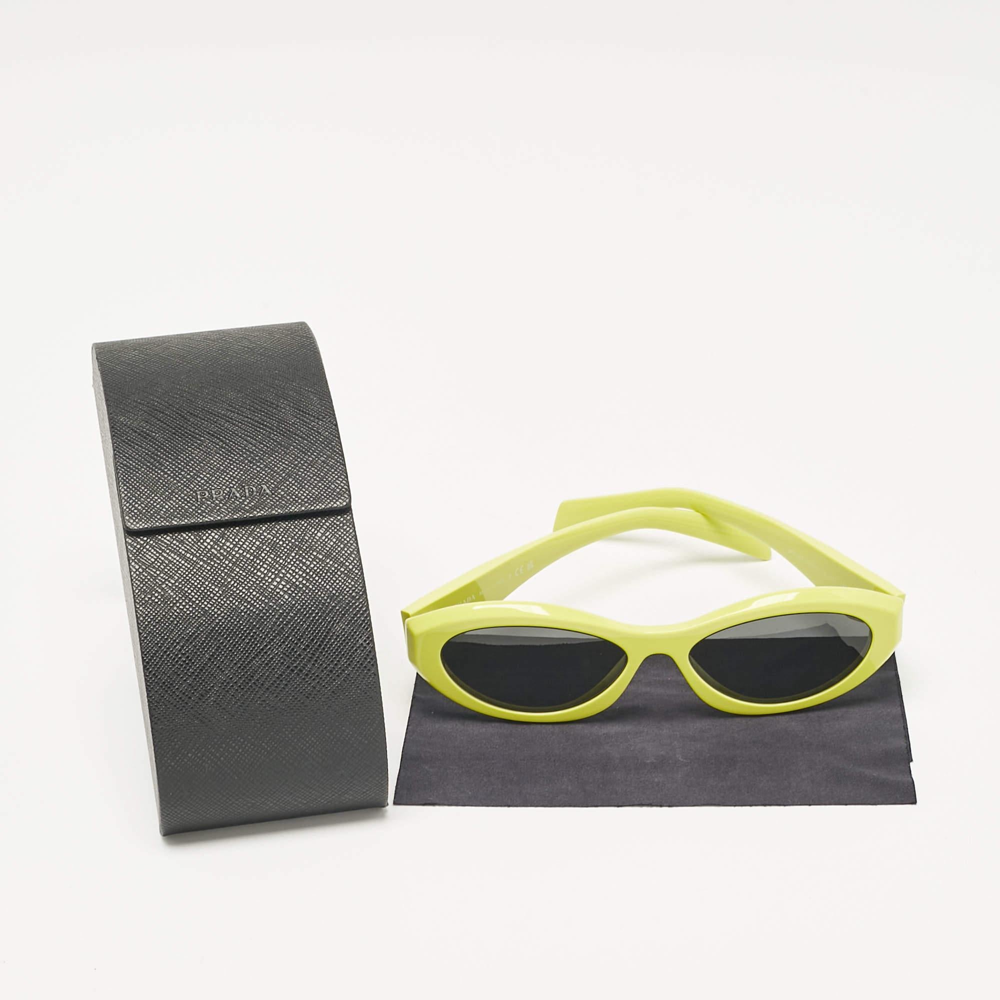 Prada Lime/Black SPR26Z Frame Oval Sunglasses In Good Condition In Dubai, Al Qouz 2
