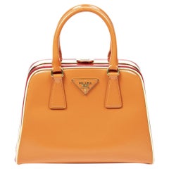 Borsa Prada con telaio arancione in edizione limitata