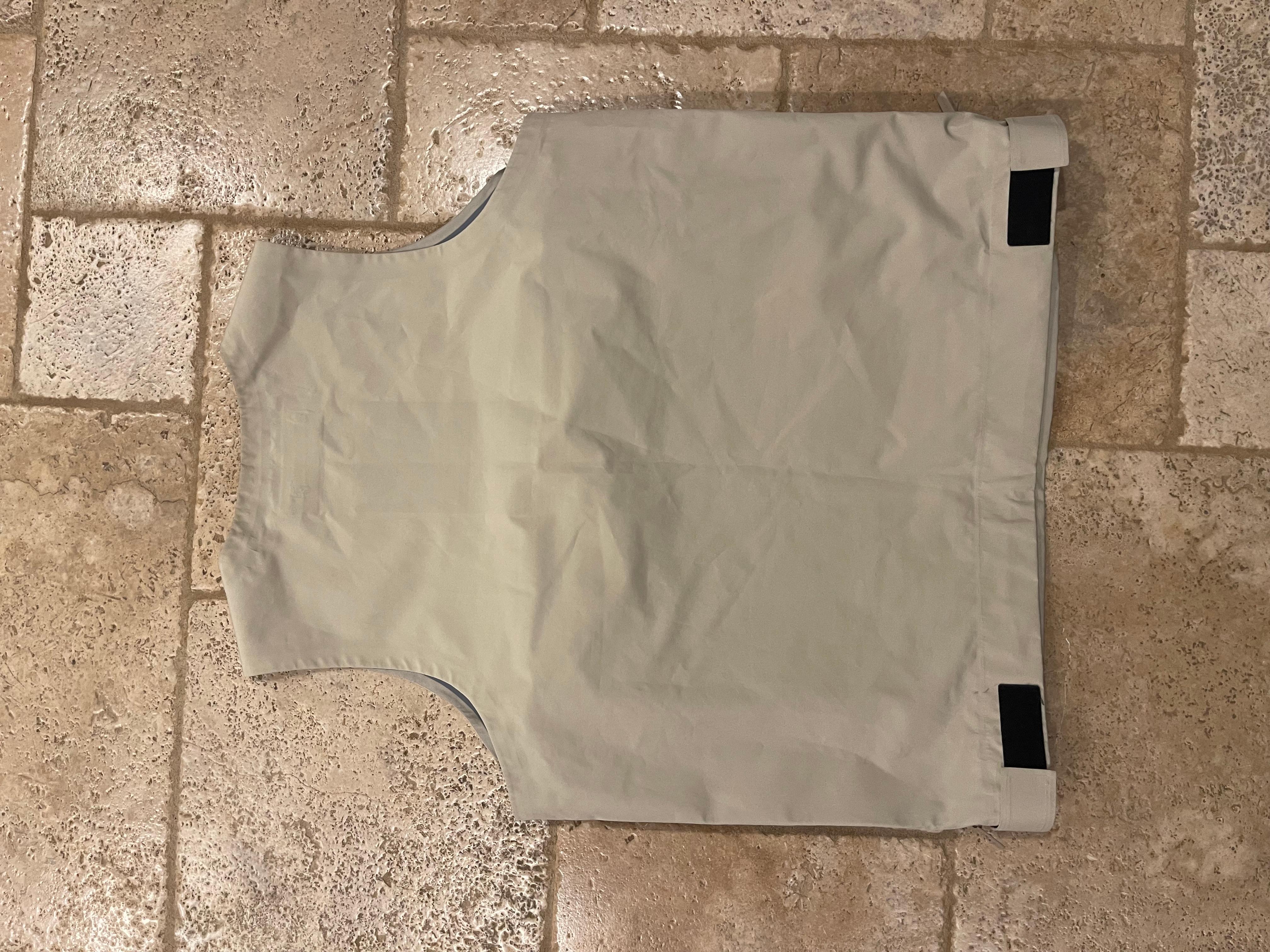 Prada Linea Rossa Cargo Pocket Tan/Beige Vest size Small 4
