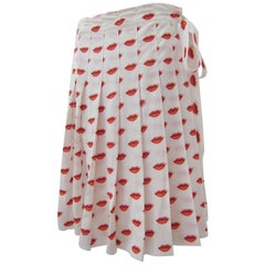 Prada Lip Print Pleated Skirt Red White