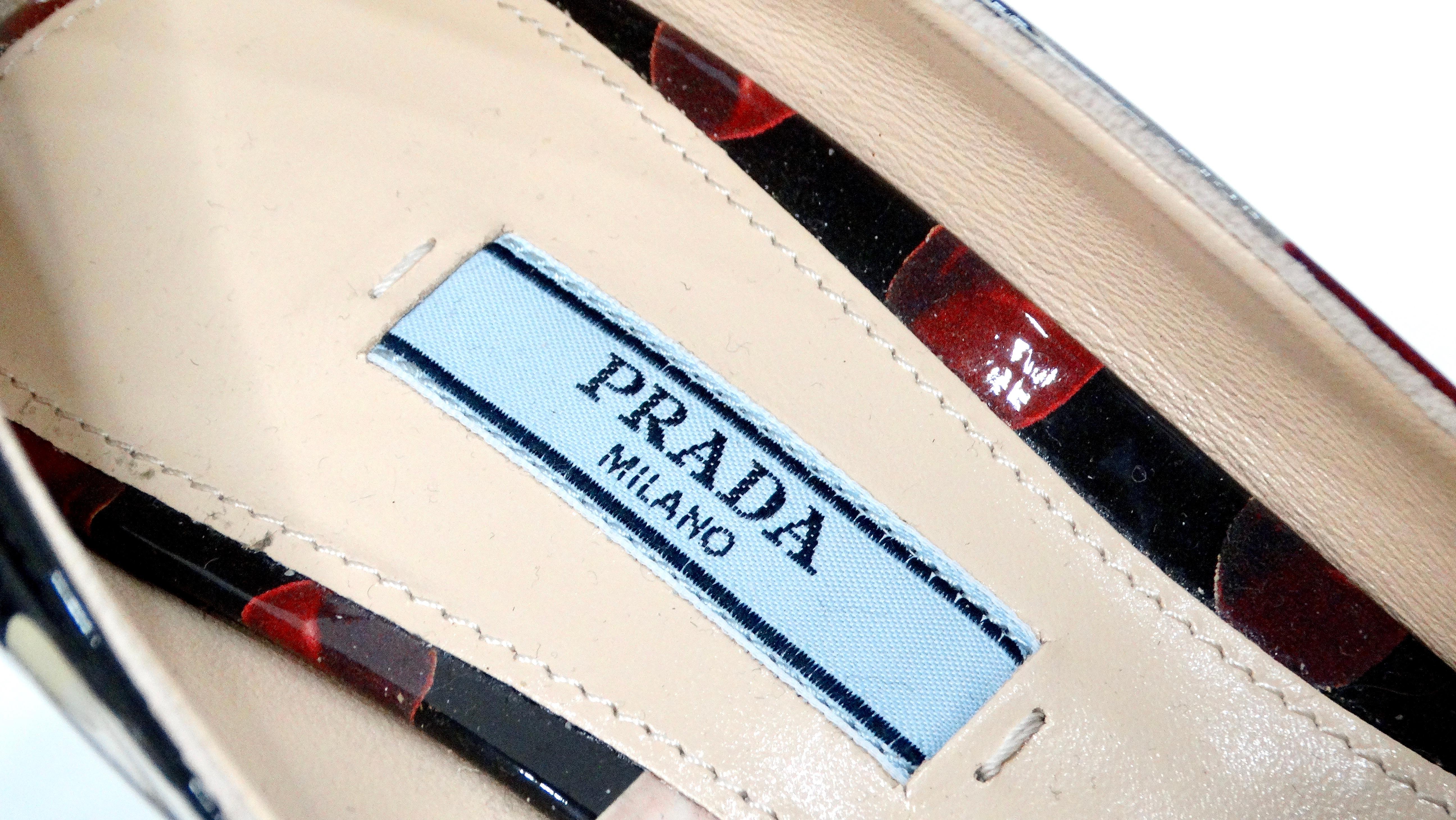 Women's or Men's Prada Lipstick Print Patent Leather Pumps For Sale