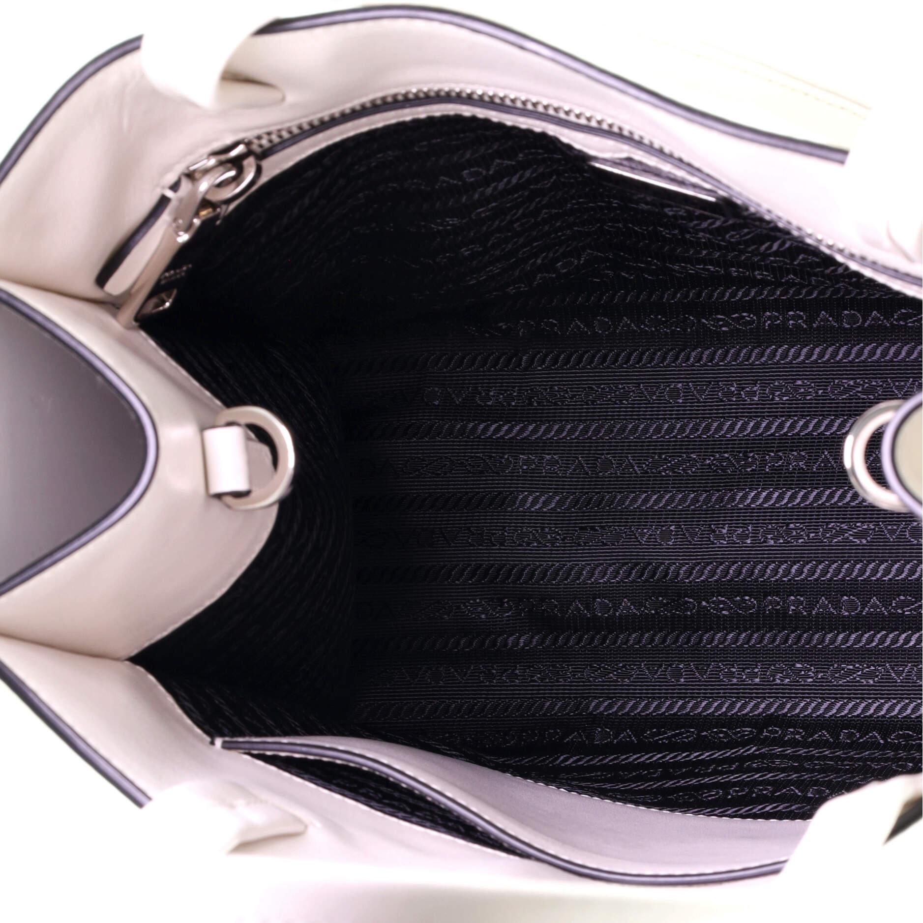 Drill Tote Leder von Prada mit Logo, klein für Damen oder Herren