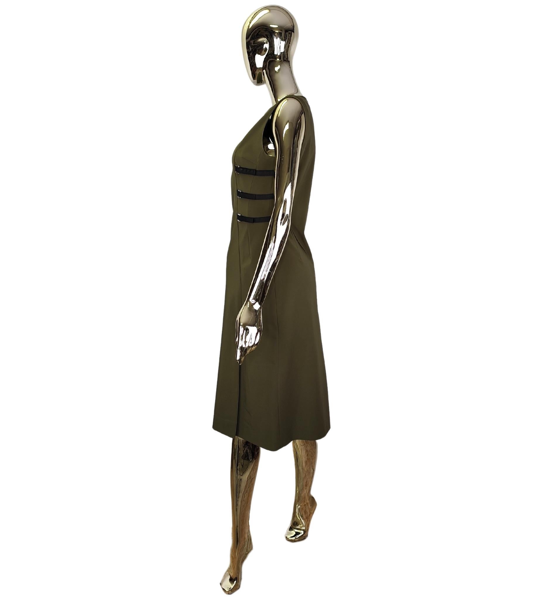 Prada logo straps green midi dress In Good Condition For Sale In Milano, IT