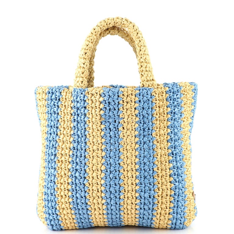 Prada Logo Tote Raffia Small For Sale at 1stDibs
