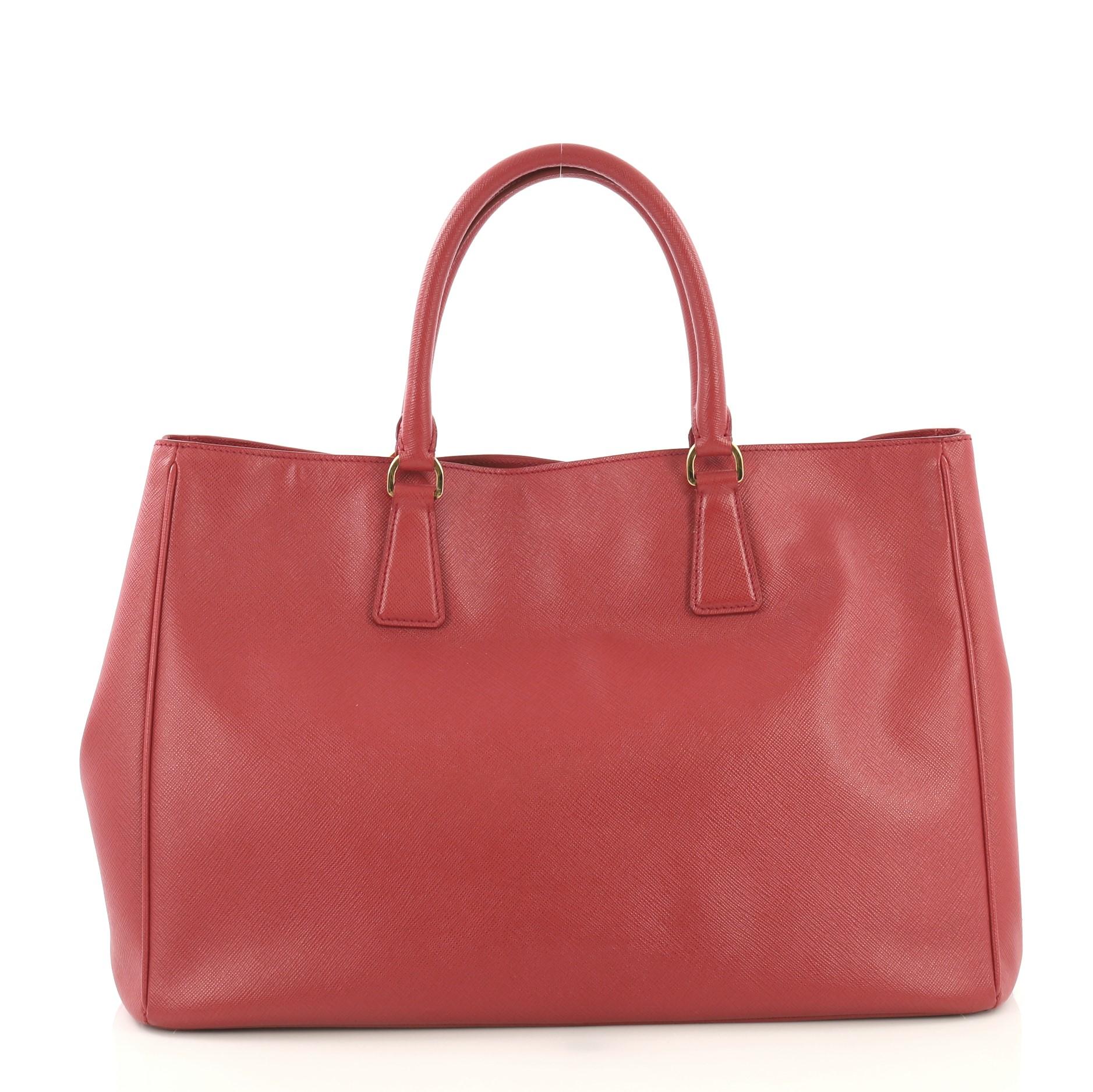 Prada Lux Open Tote Saffiano Leather Medium In Good Condition In NY, NY