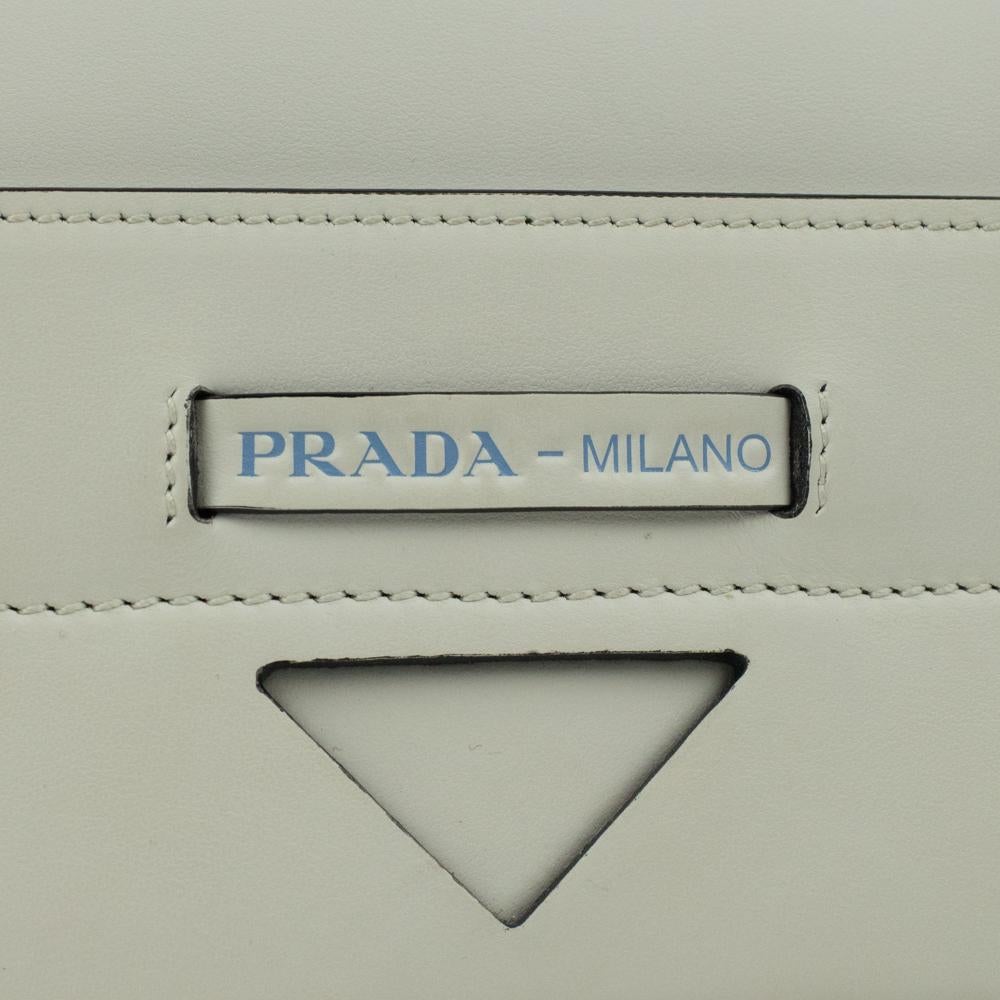PRADA Manuelle Shoulder bag in White Leather 3