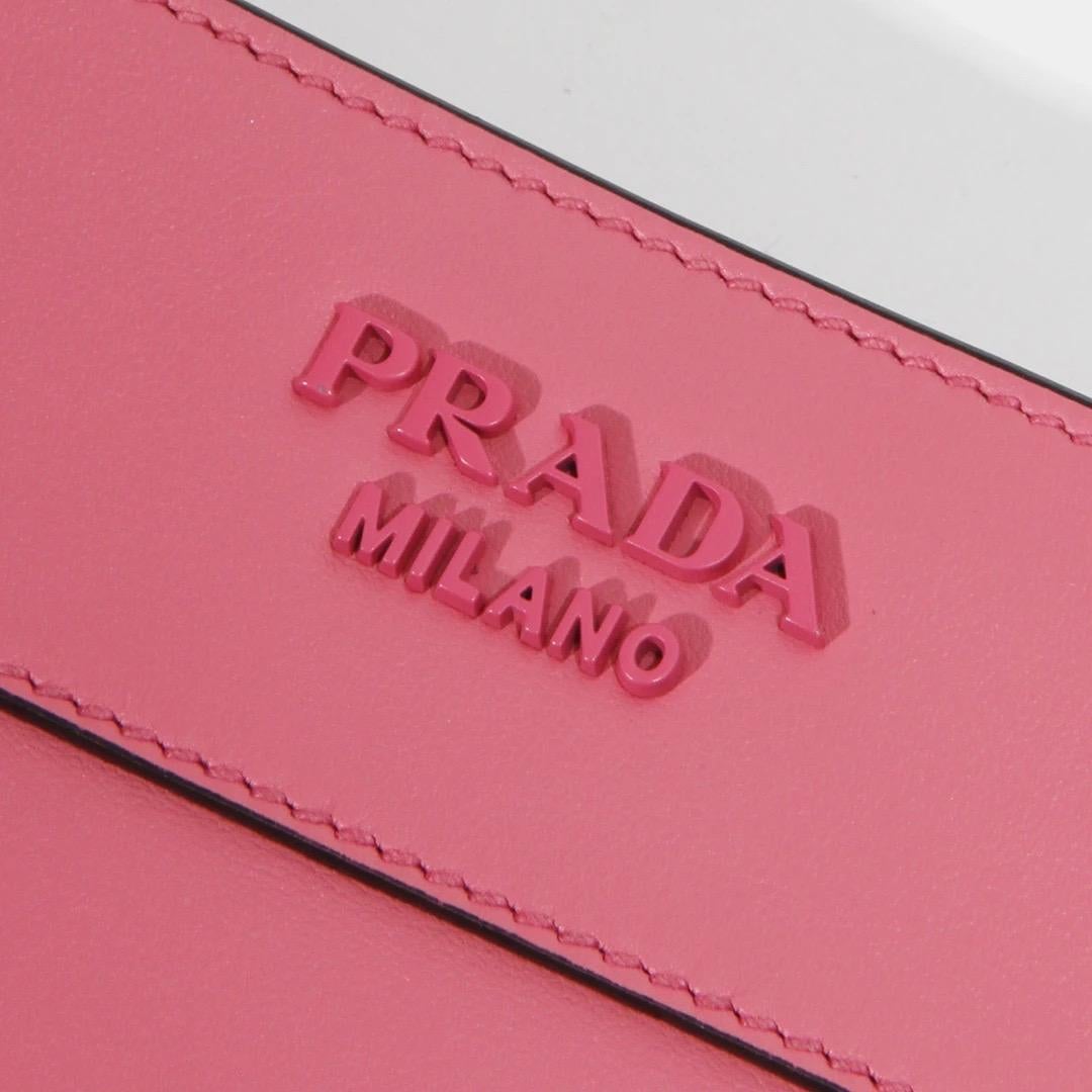 Die Margit-Handtasche von Prada 3