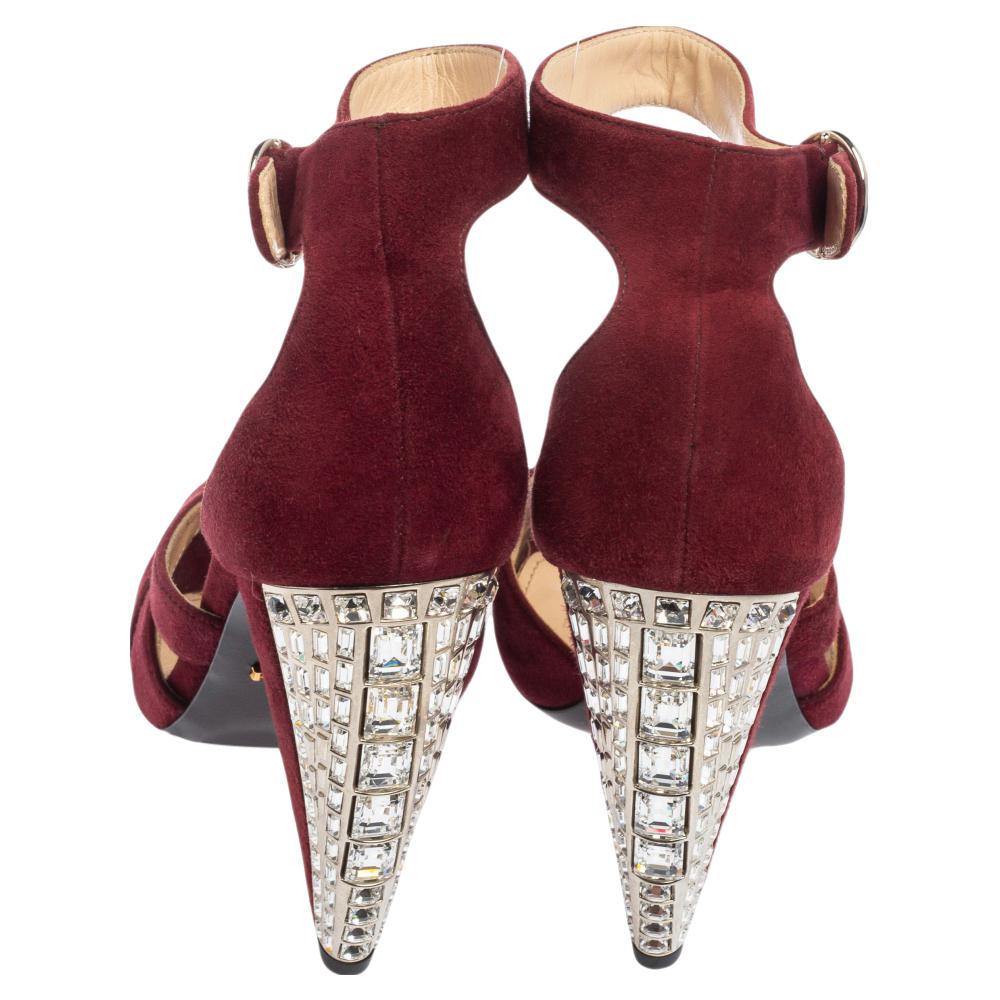Prada Maroon Wildleder Kristall verschönert Absatz Peep Toe Stiefeletten mit Knöchelriemen Größe 39 Damen