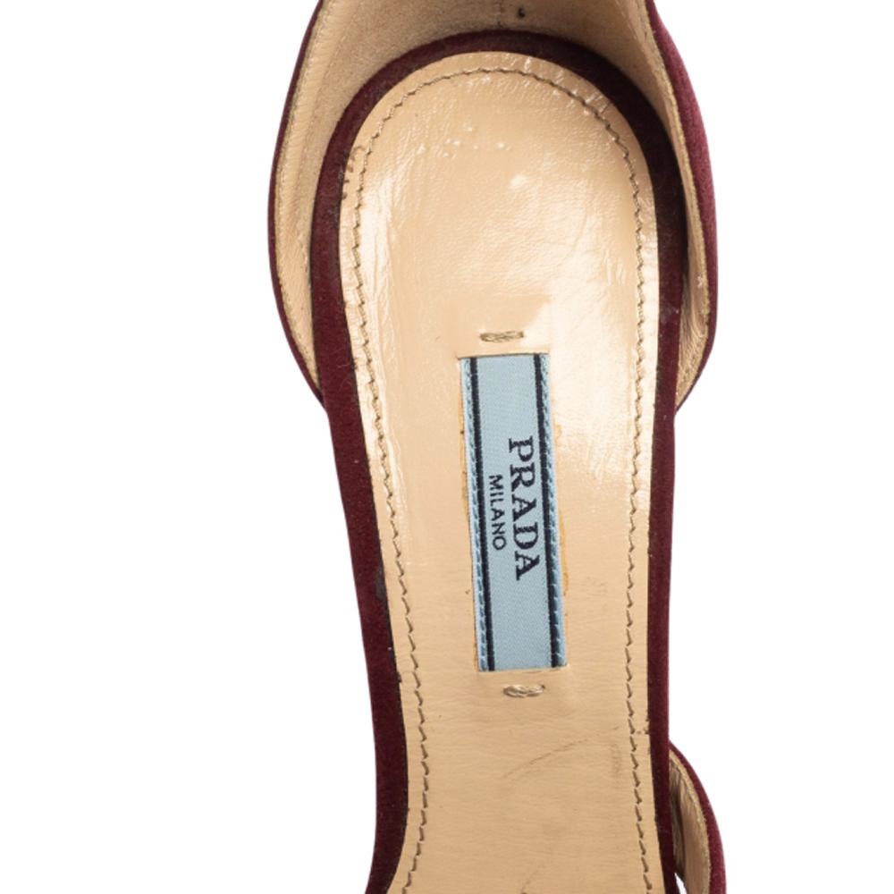 Prada Maroon Wildleder Kristall verschönert Absatz Peep Toe Stiefeletten mit Knöchelriemen Größe 39 2