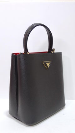 Borsa Prada media in pelle saffiano