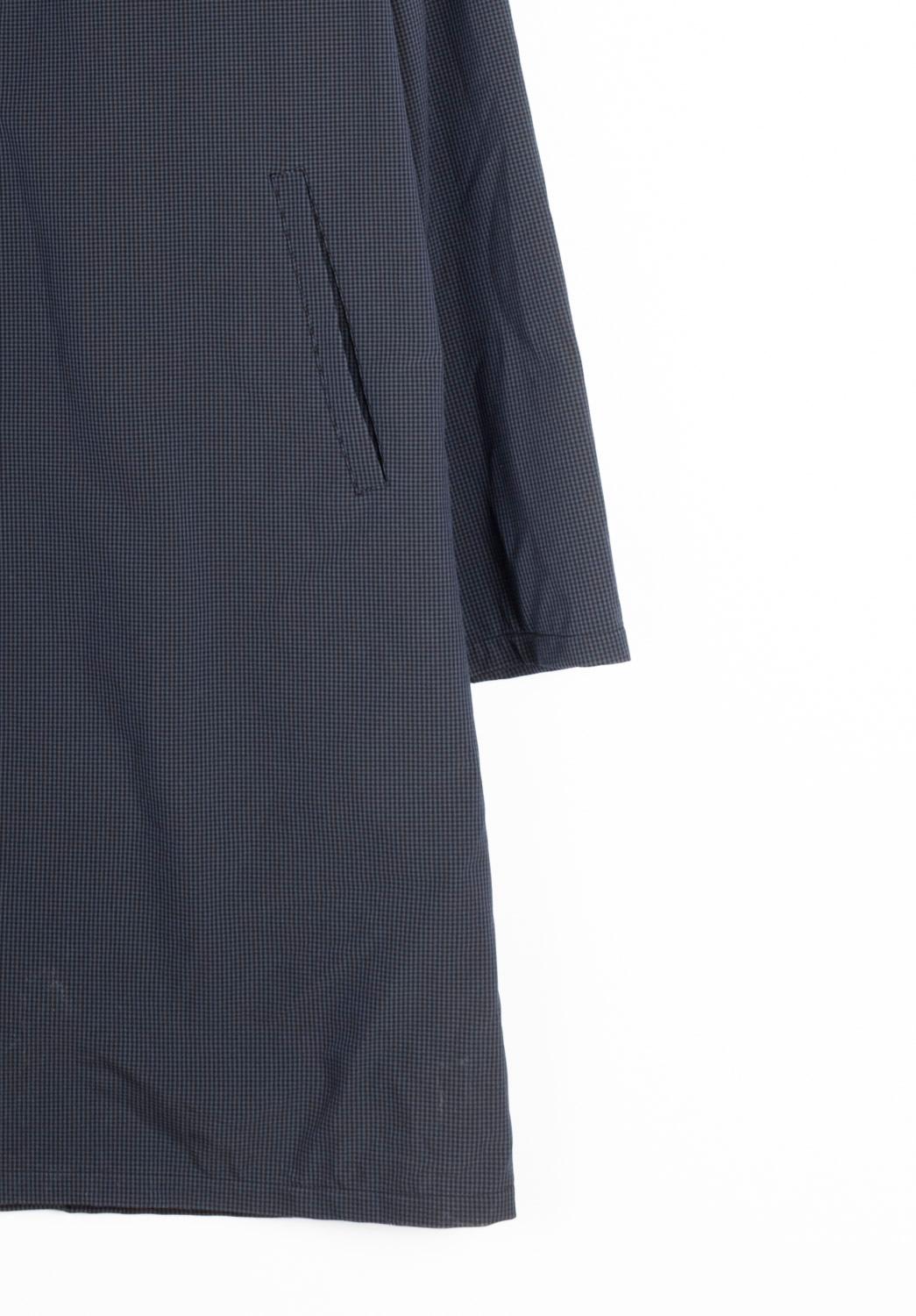 Prada Uomo Cappotto Impermeabile Check Taglia XL, S1353 in vendita 1
