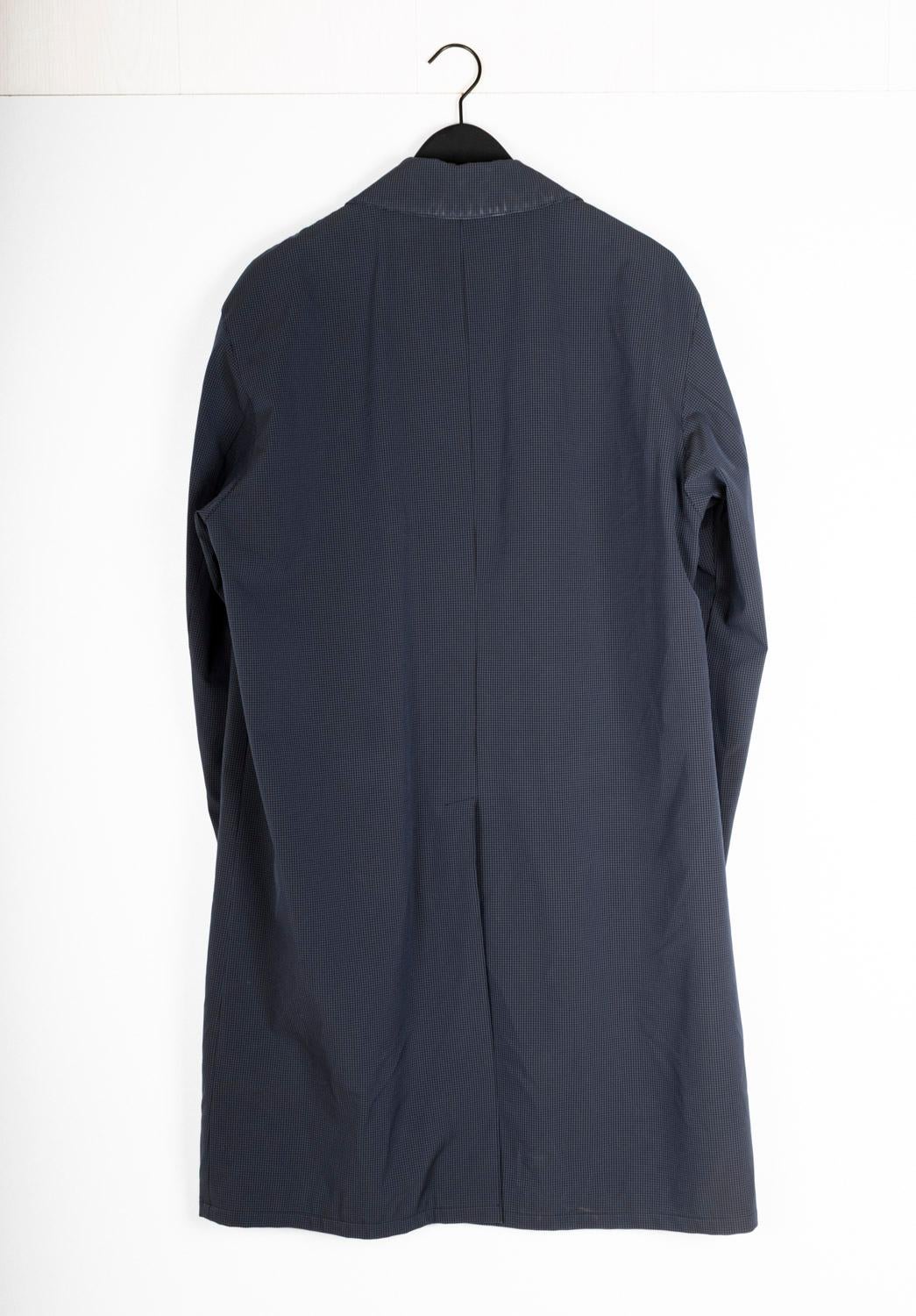 Prada Uomo Cappotto Impermeabile Check Taglia XL, S1353 in vendita 2