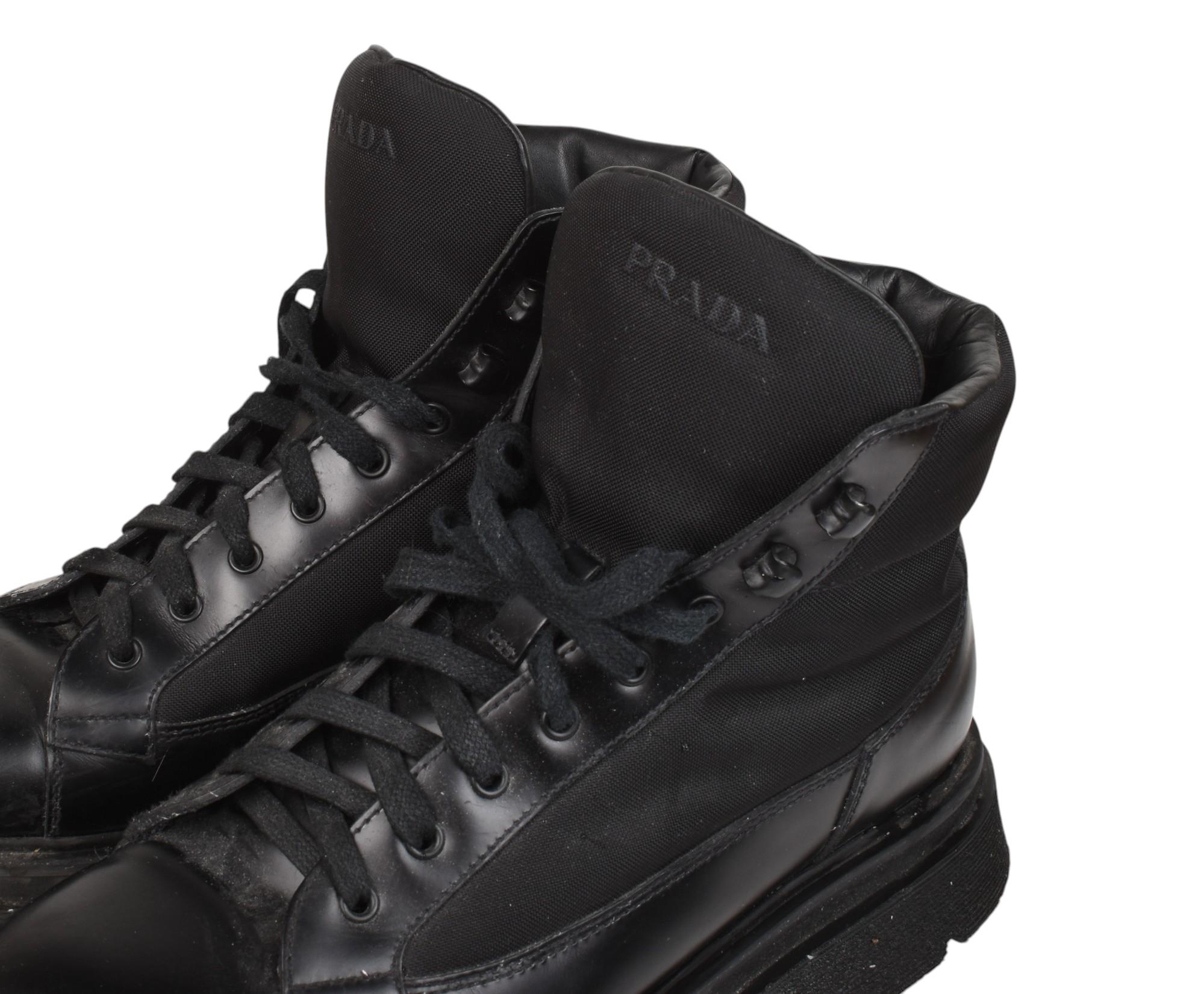 Check my other listings. Have many more designer clothes for sale. Open to any offers.
Item for sale is 100% genuine Prada Boots, VIDU0 + original dust bag.
Color: black
(An actual color may a bit vary due to individual computer screen