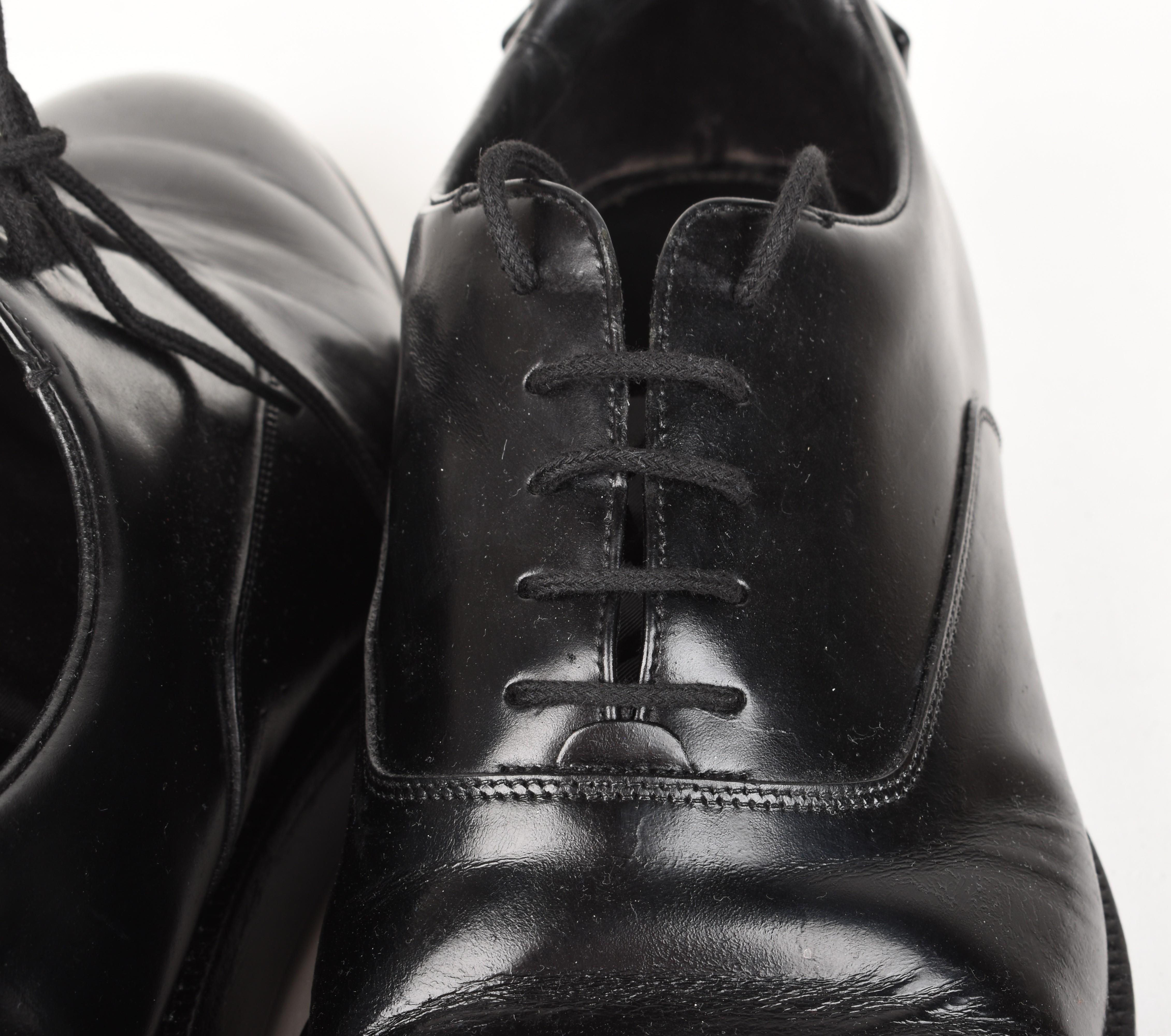 Prada Männer Schuhe Derbies mit Staubbeutel Größe US9/EUR43, UK8, S1462 im Angebot 4