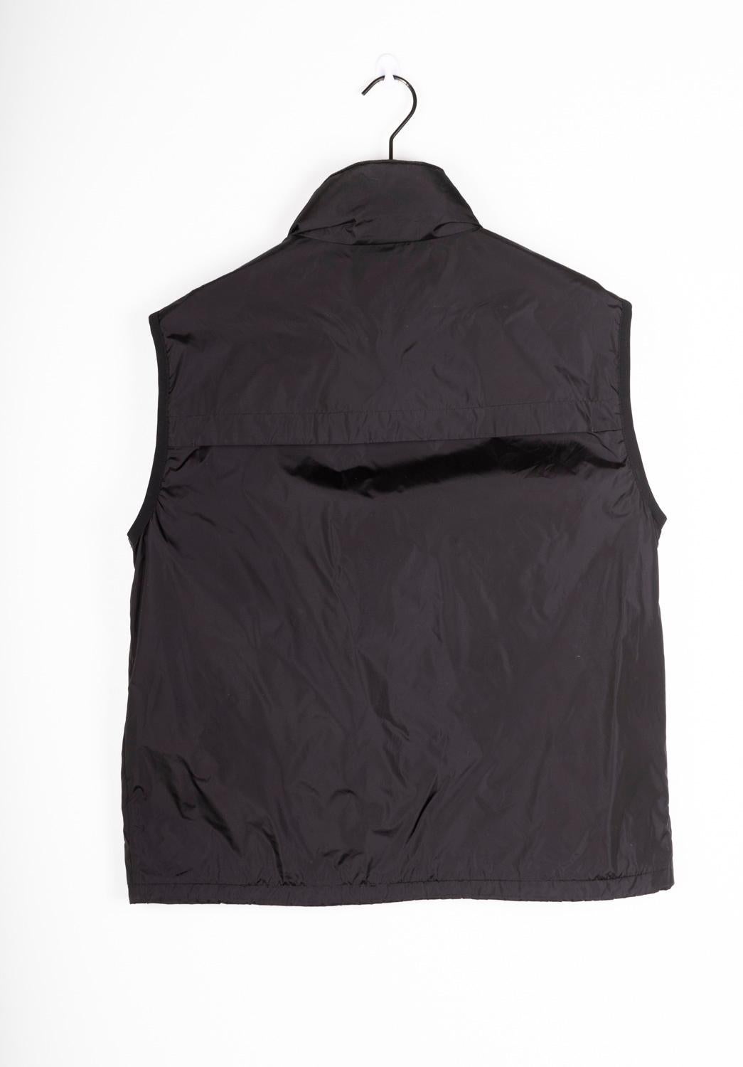 Prada Veste sans manches légère taille IT 48, Large, S1331 Pour hommes en vente
