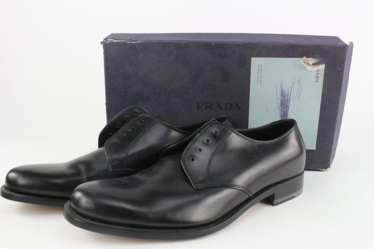 Prada Mens US 10.5 Black Cordovan Leather Lace up Classic Derby Shoe  2PR1112 For Sale at 1stDibs