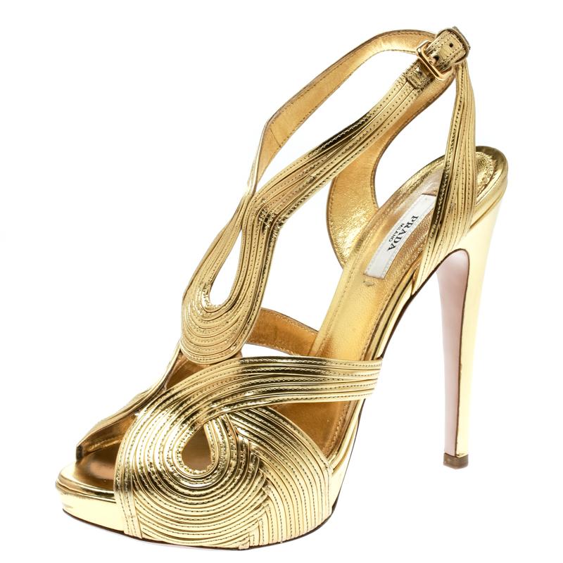 Prada Metallic Gold Leather Peep Toe Ankle Strap Platform Sandals Size 38 In Good Condition In Dubai, Al Qouz 2