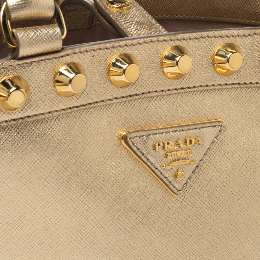Prada Metallic Gold Saffiano Vernice Studded Bucket Bag In Good Condition In Dubai, Al Qouz 2