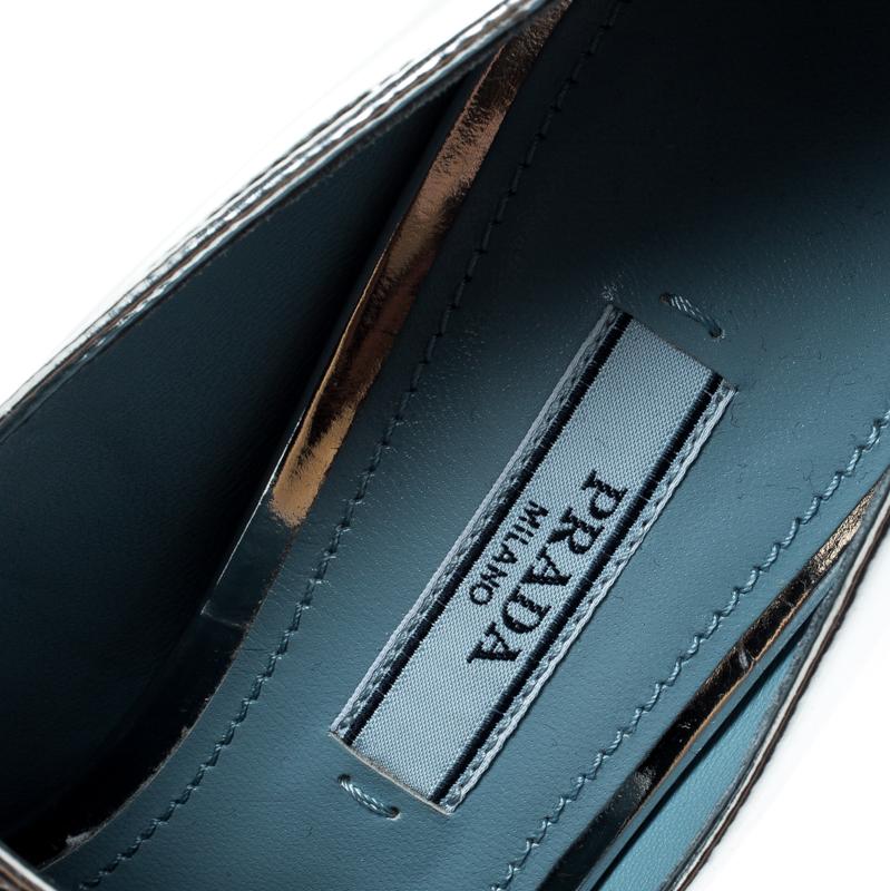 Prada Metallic Silver Leather Block Heel Loafer Pumps Size 37 In Good Condition In Dubai, Al Qouz 2