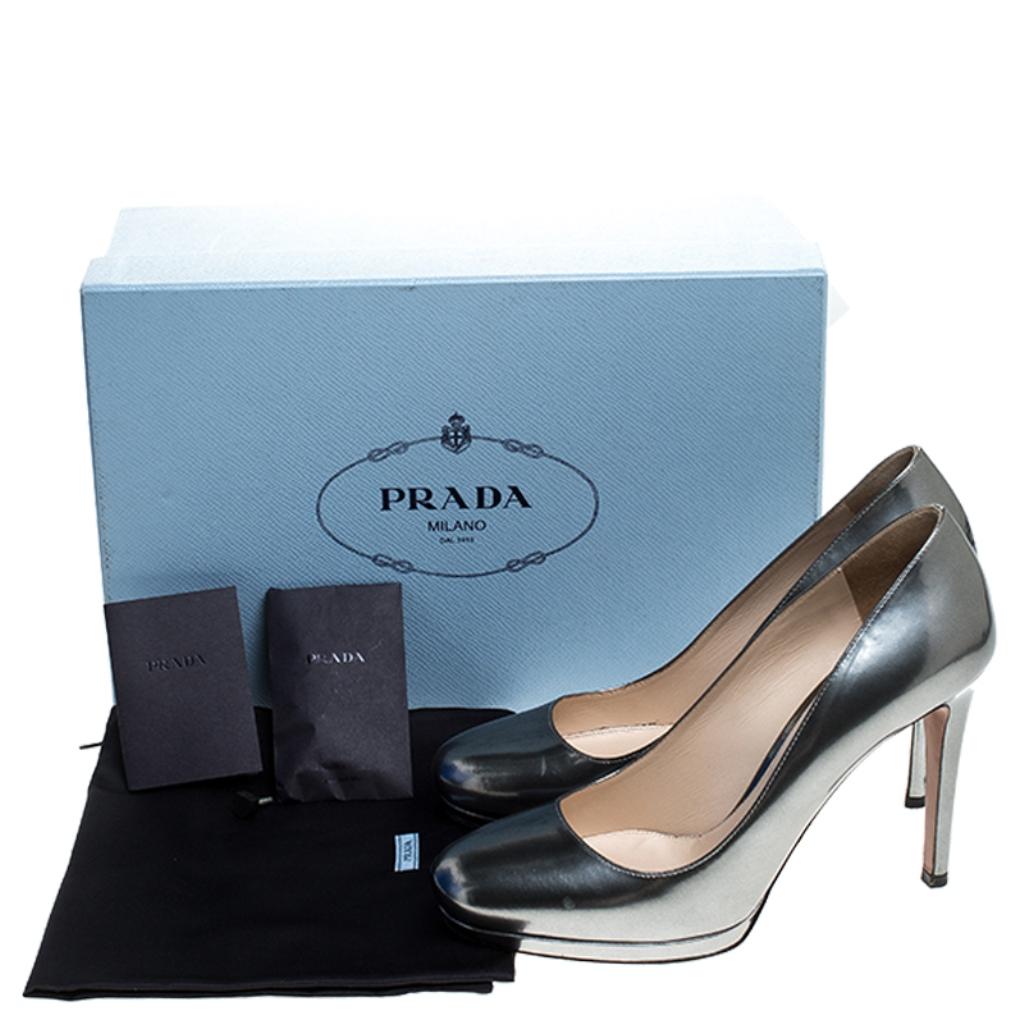 Prada Metallic Silver Leather Round Toe Platform Pumps Size 37 4