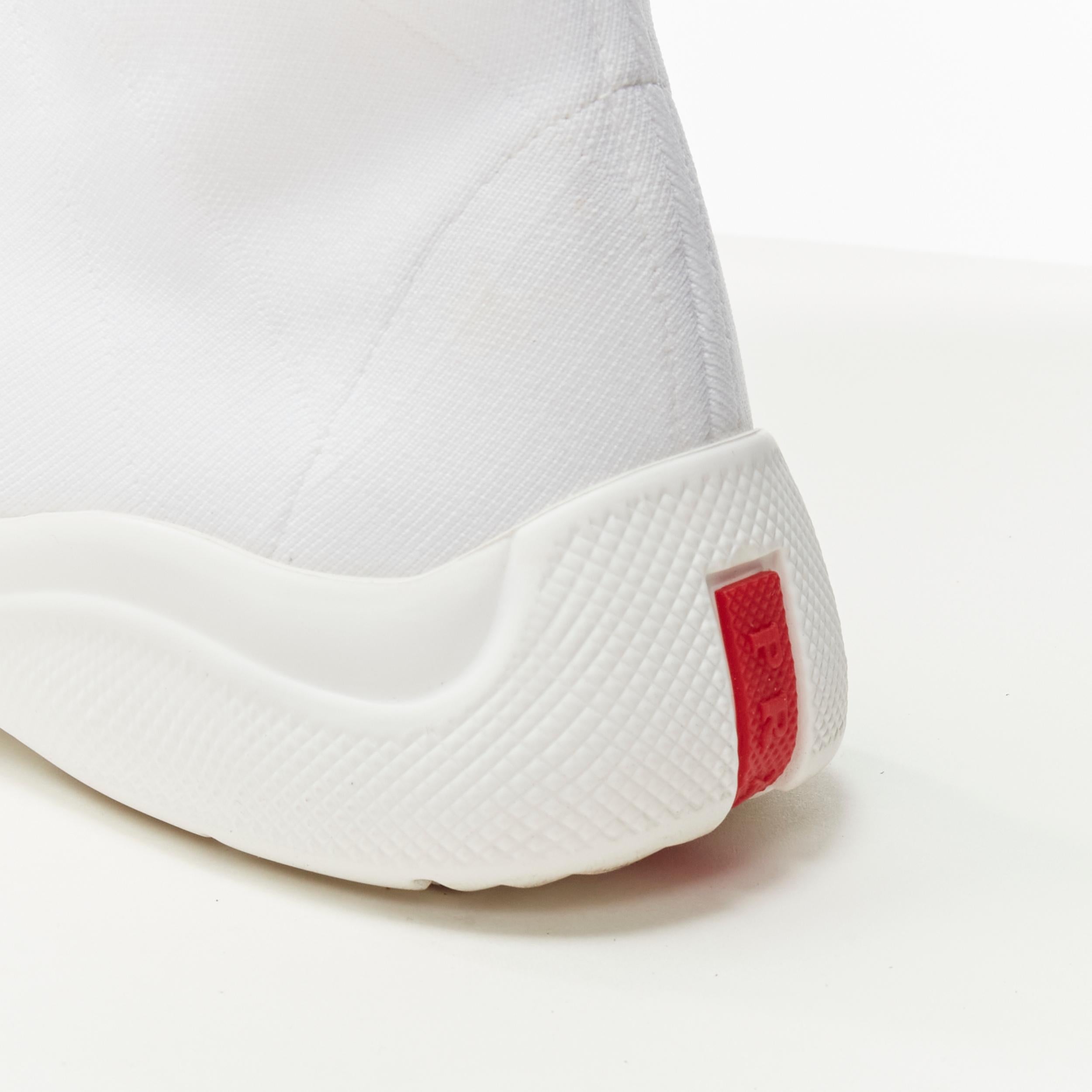 PRADA Milano schwarzes Logo Band weiße Socke stricken hohe Top-Sneaker EU35.5 im Angebot 4