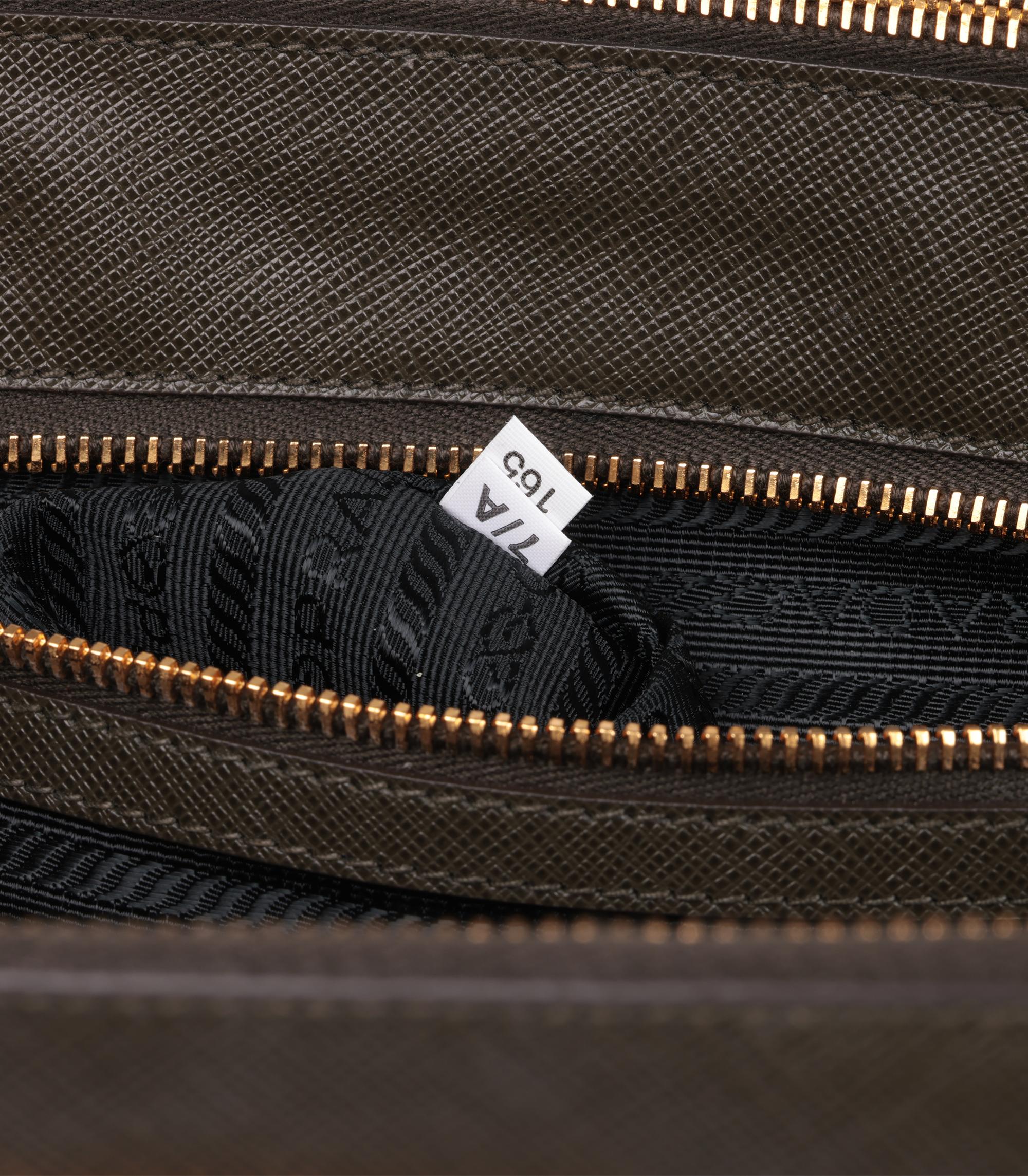 Prada Militare Saffiano Lux in pelle Ordine Speciale Grande Galleria Tote 5
