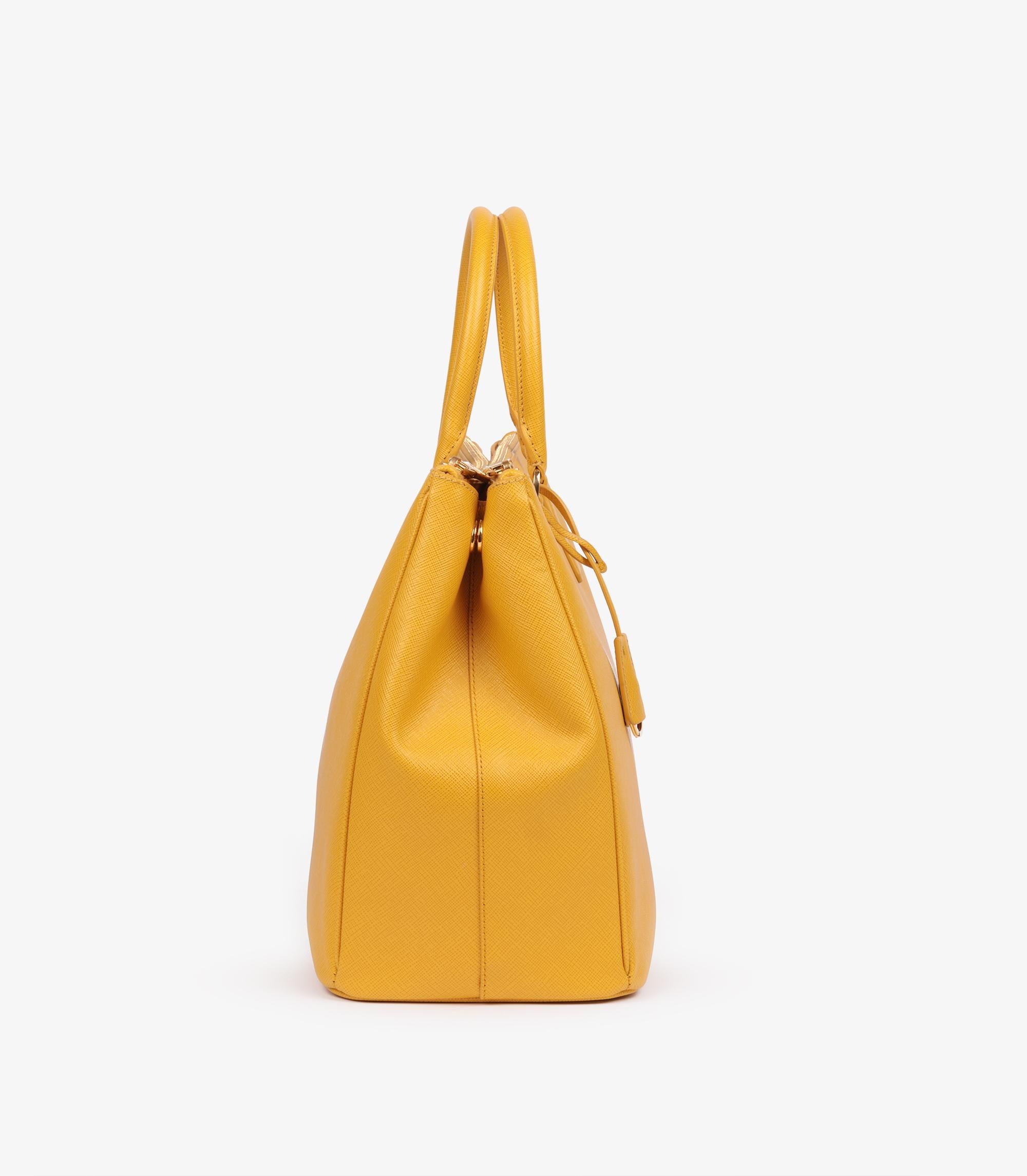 Prada Mimosa Saffiano Lux Leder Große Galleria-Tasche im Zustand „Hervorragend“ im Angebot in Bishop's Stortford, Hertfordshire