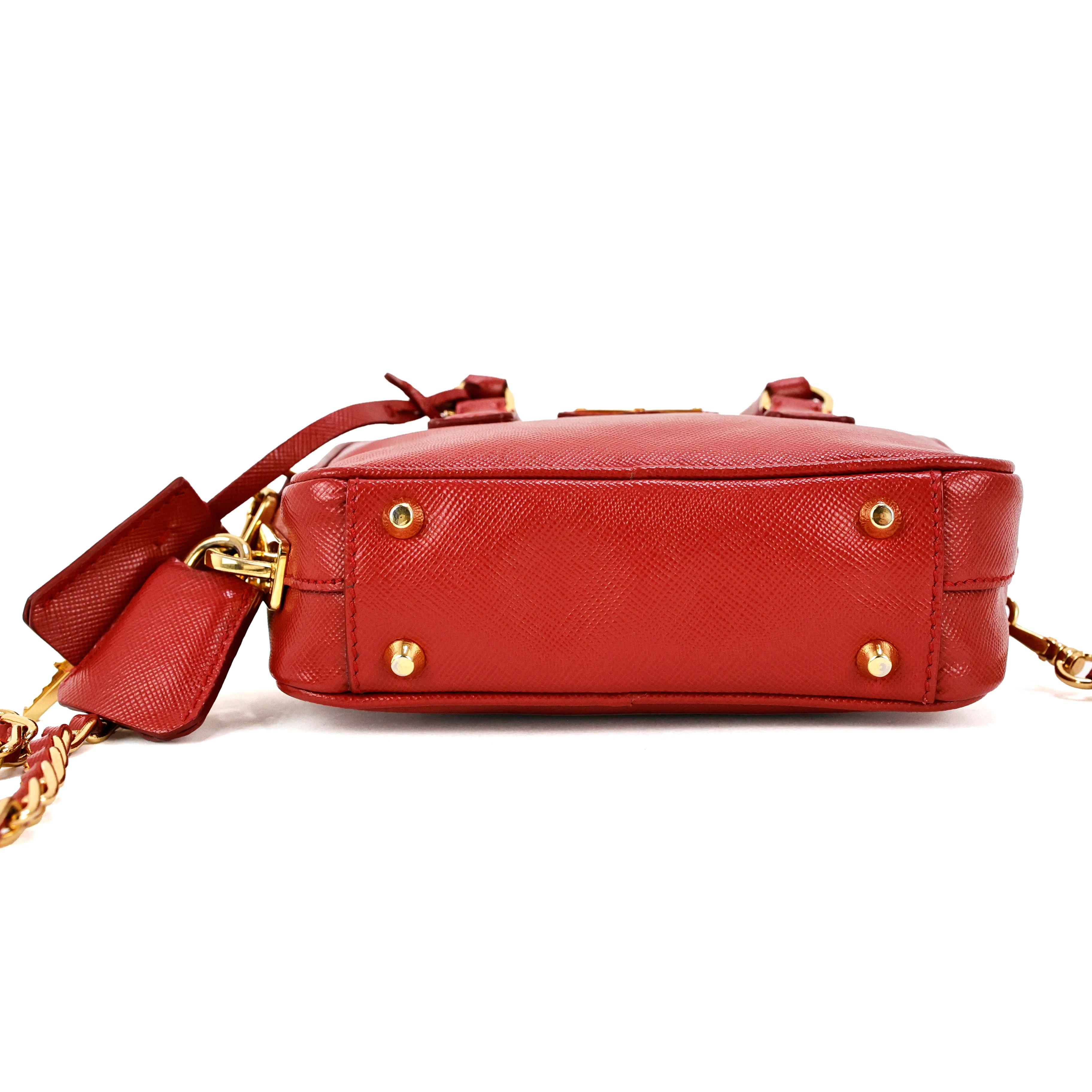 Prada Mini Galleria in saffiano leather In Excellent Condition For Sale In Bressanone, Trentino-Alto Adige