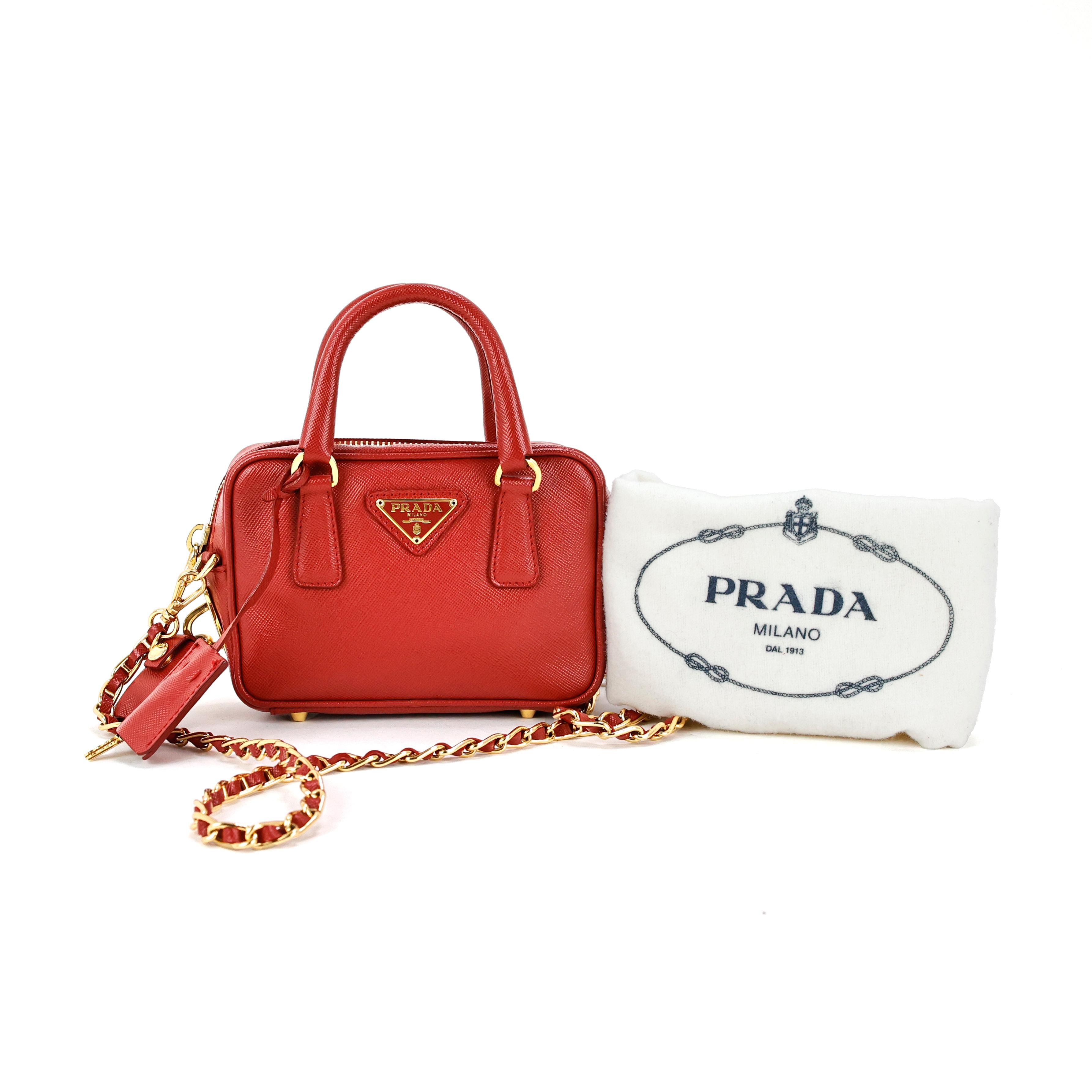 Women's Prada Mini Galleria in saffiano leather For Sale