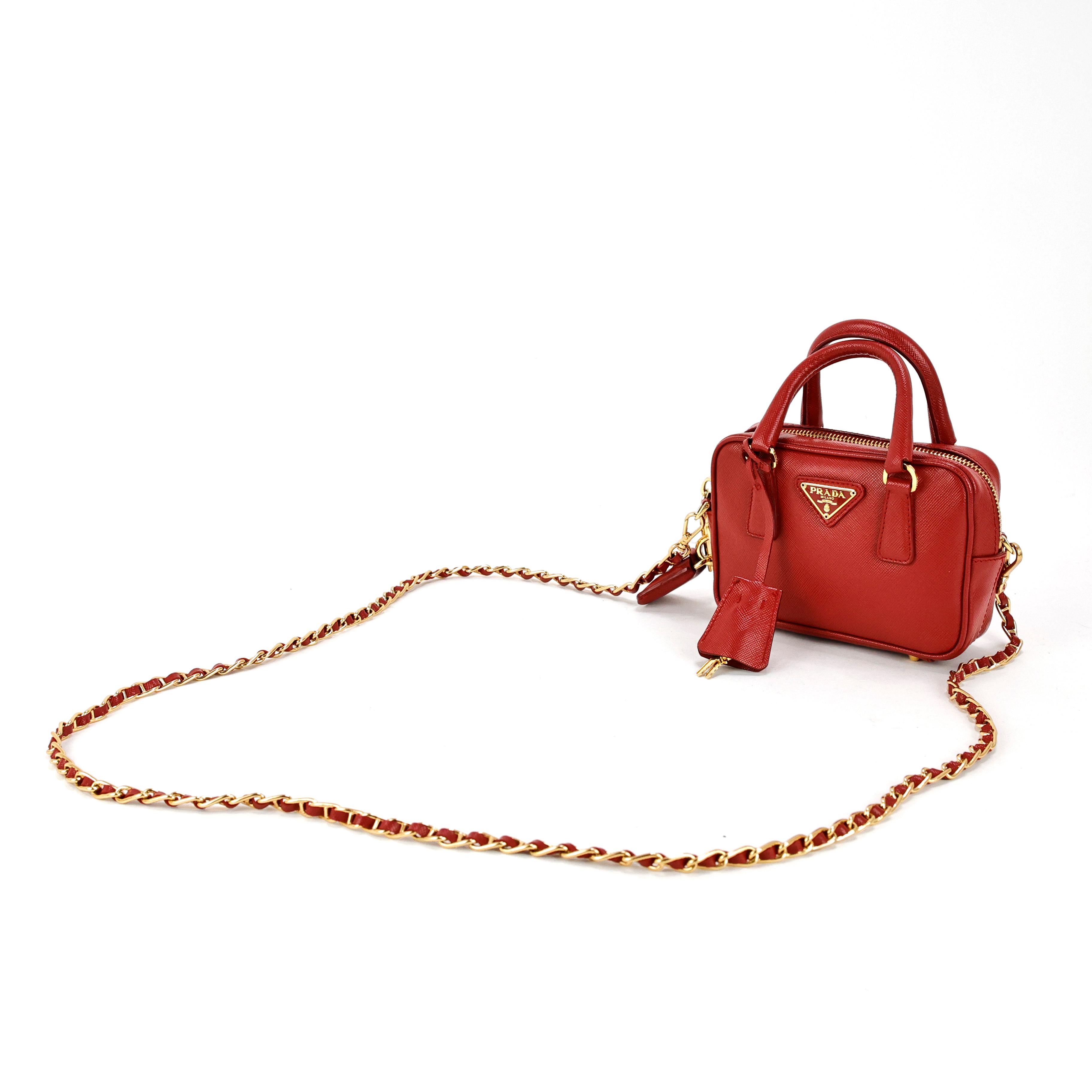 Prada Mini Galleria in saffiano leather For Sale 1