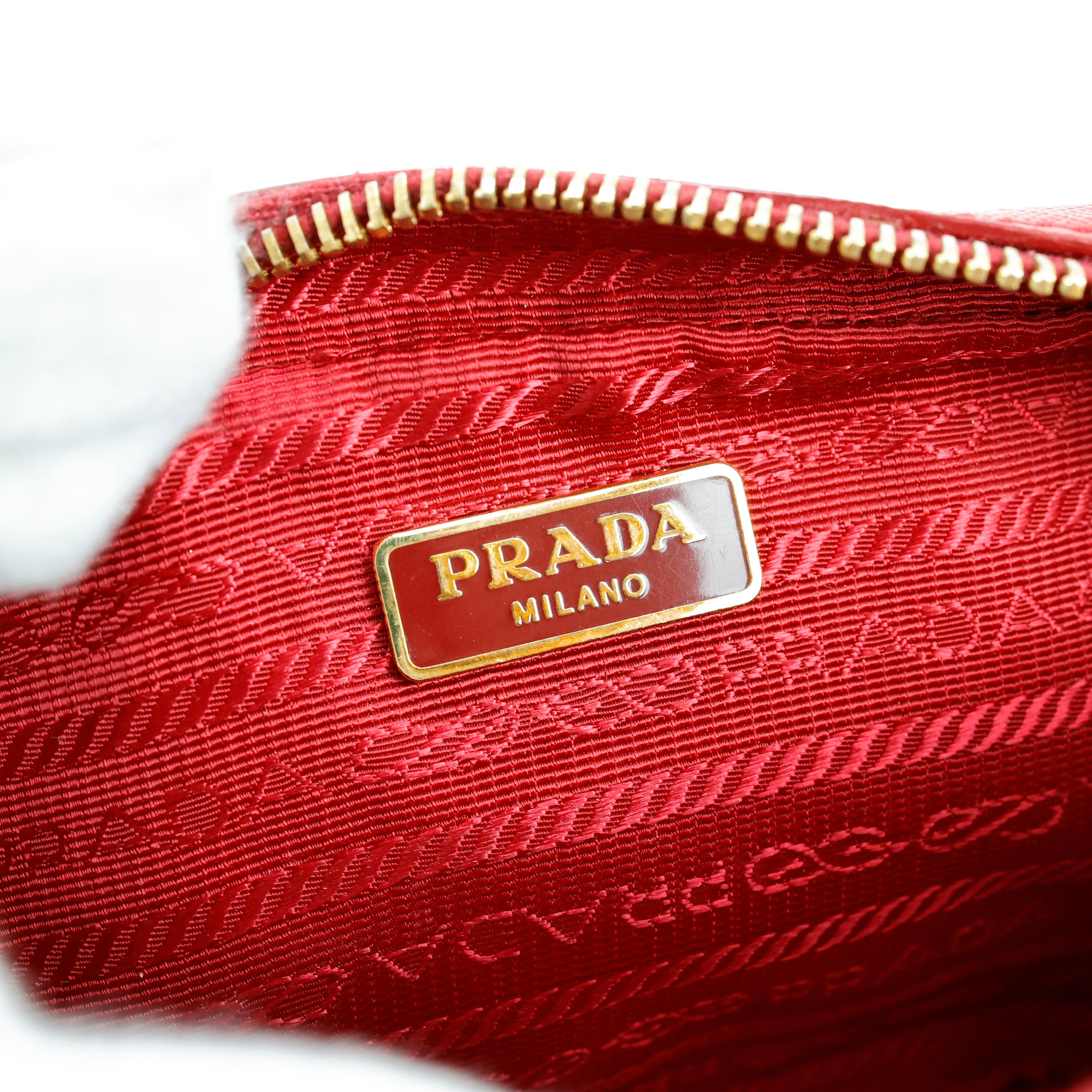 Prada Mini Galleria in saffiano leather For Sale 2