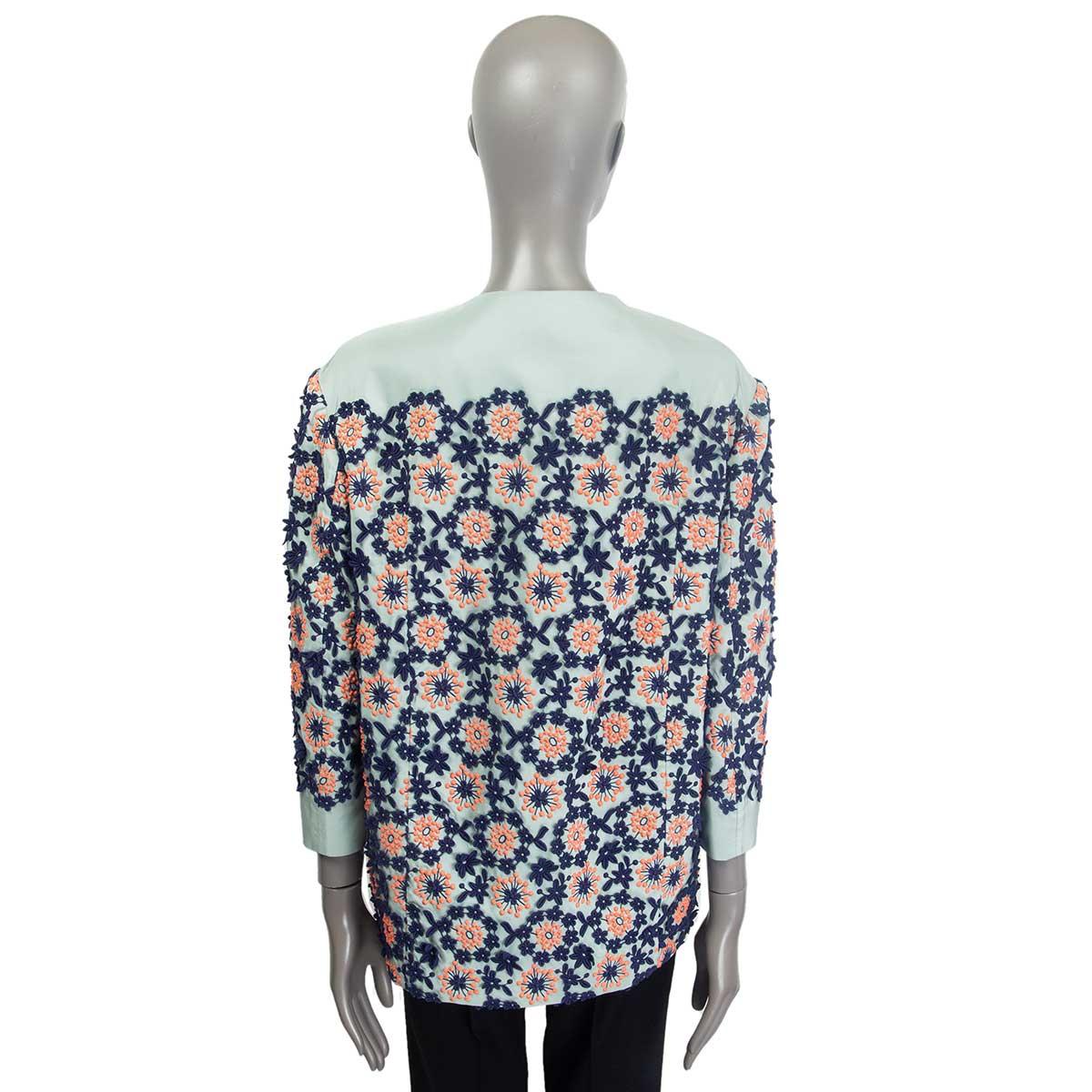 PRADA mint green silk FLOWER BEADED Jacket 44 L In Excellent Condition For Sale In Zürich, CH