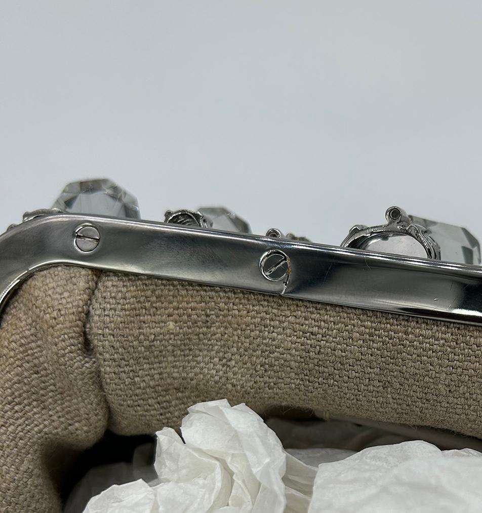 Pochette Prada Mistolino toile naturelle perlée de cristal en vente 13