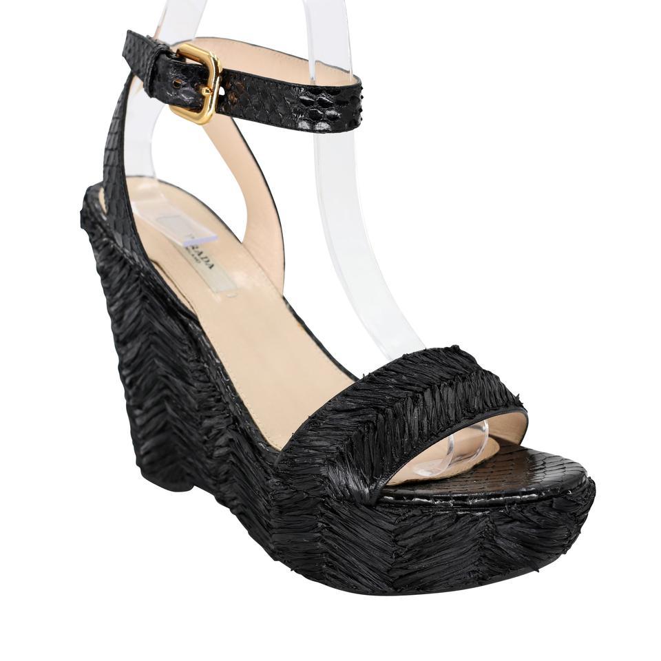 Prada Modern Strap Runway 37.5 Feather Nightlife Pumps PR-S06013P-0005 2