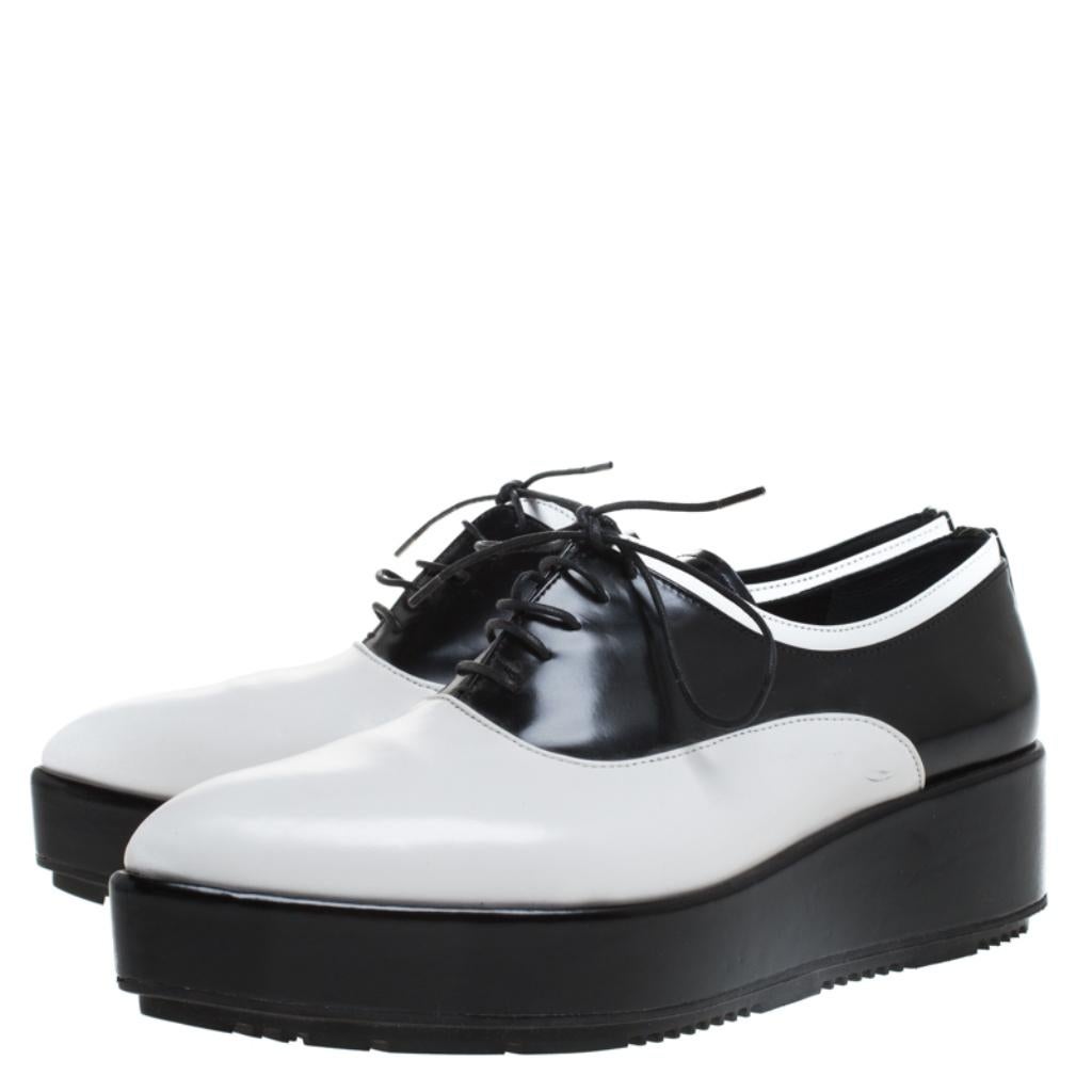 Black Prada Monochrome Leather Platform Oxford Pointed Toe Flats Size 38.5