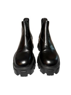 Prada Monolith Lug-Sole Polished Leather Chelsea Boots – FW21 – Size 38