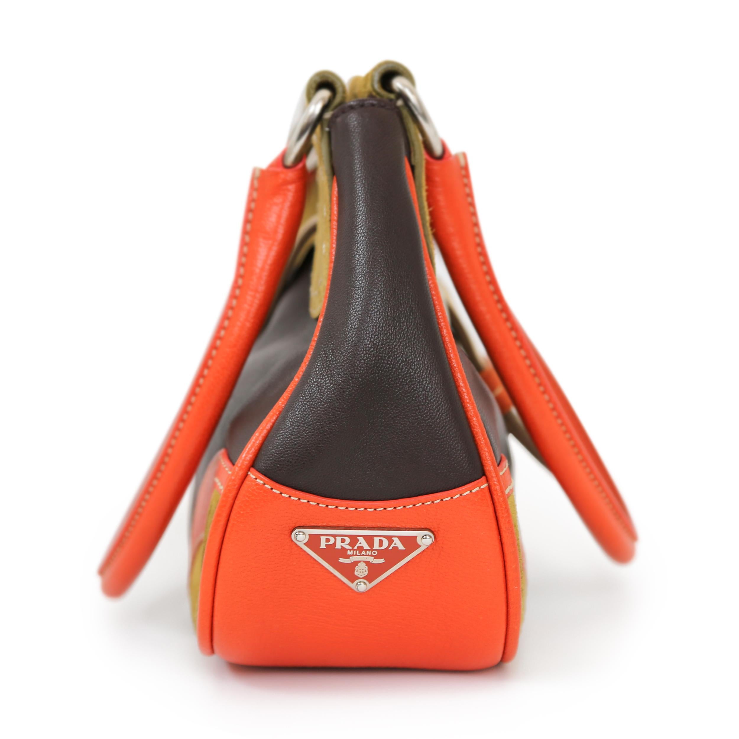 Prada Moon Suede Block Handbags in vendita 2
