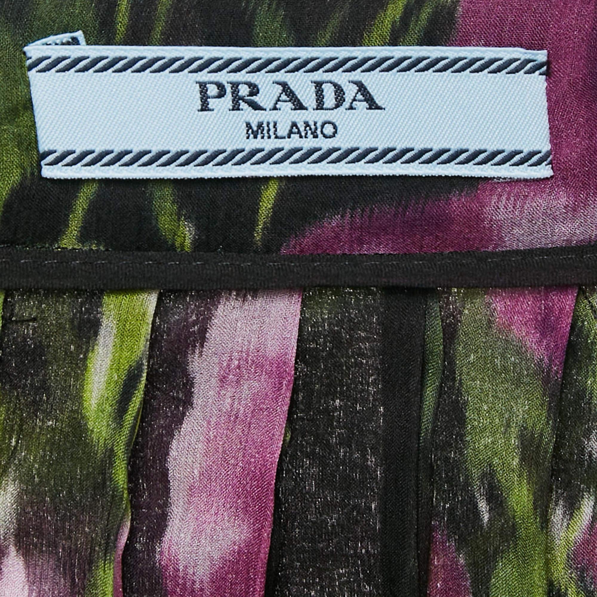 Prada Multicolor Floral Print Silk Pleated Midi Skirt L In Excellent Condition For Sale In Dubai, Al Qouz 2