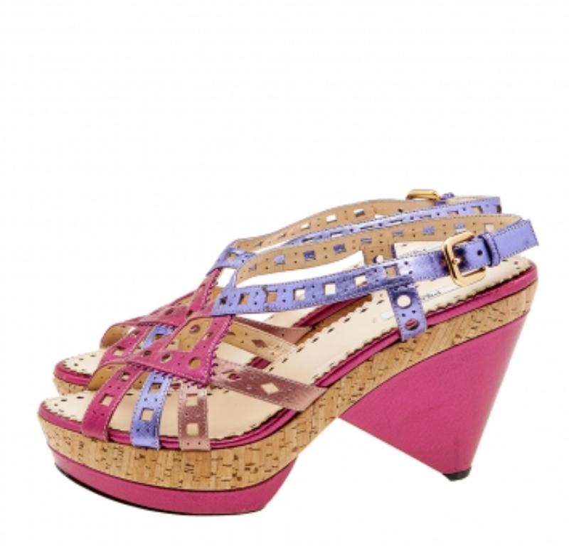 Prada Multicolor Leder Korkabsatz Plateau Slingback Sandalen Größe 41 im Zustand „Gut“ in Dubai, Al Qouz 2