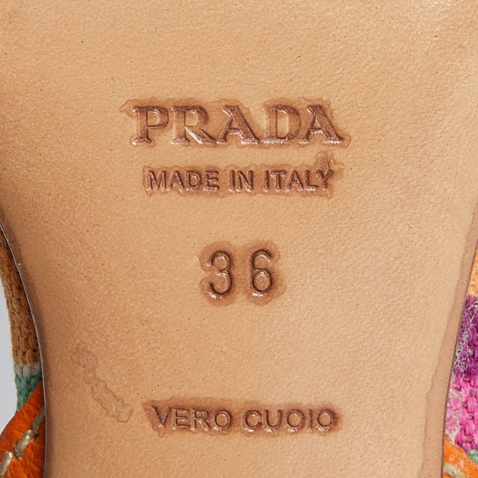 Prada - Sandales à lanières en cuir imprimé multicolore, taille 36 en vente 3