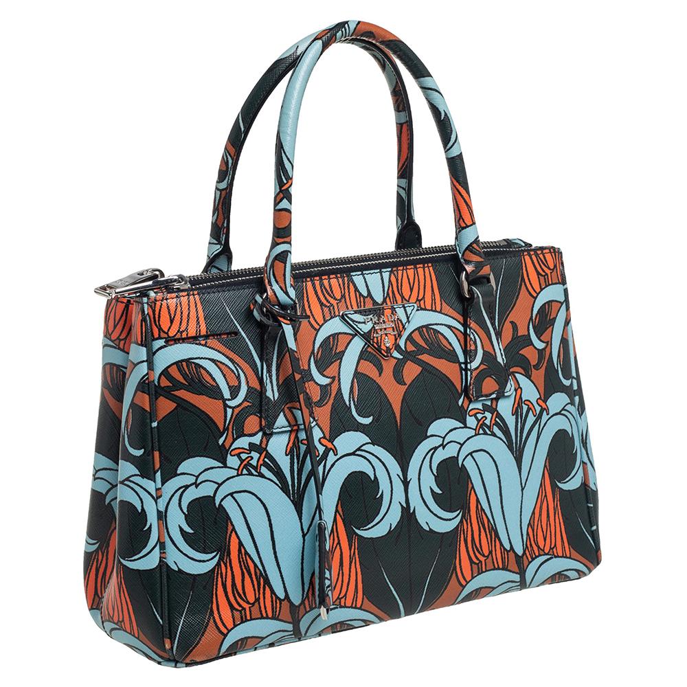 Prada Multicolor Lily Print Saffiano Leather Small Galleria Tote In Fair Condition In Dubai, Al Qouz 2