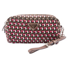 Prada - Pochette en nylon imprimé géométrique multicolore
